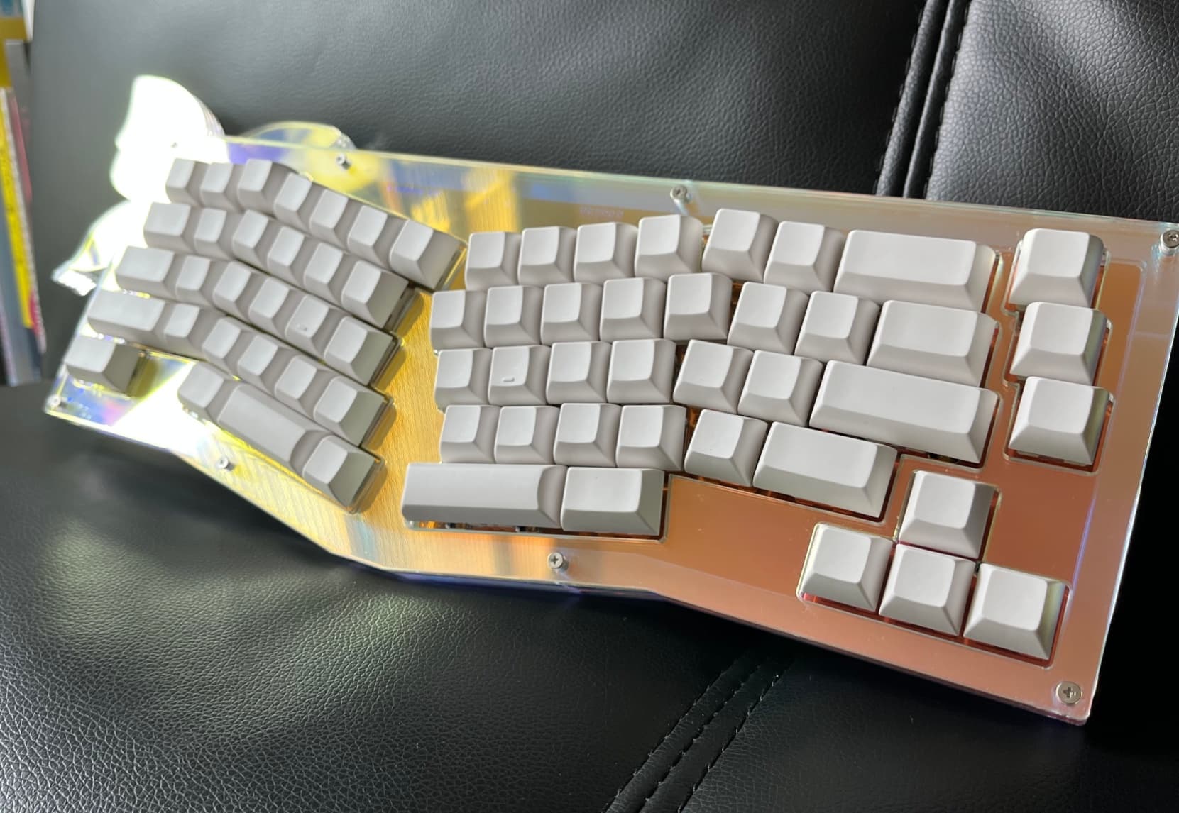 KAT Iridescent ✨ - update: deskmat designs! image 2