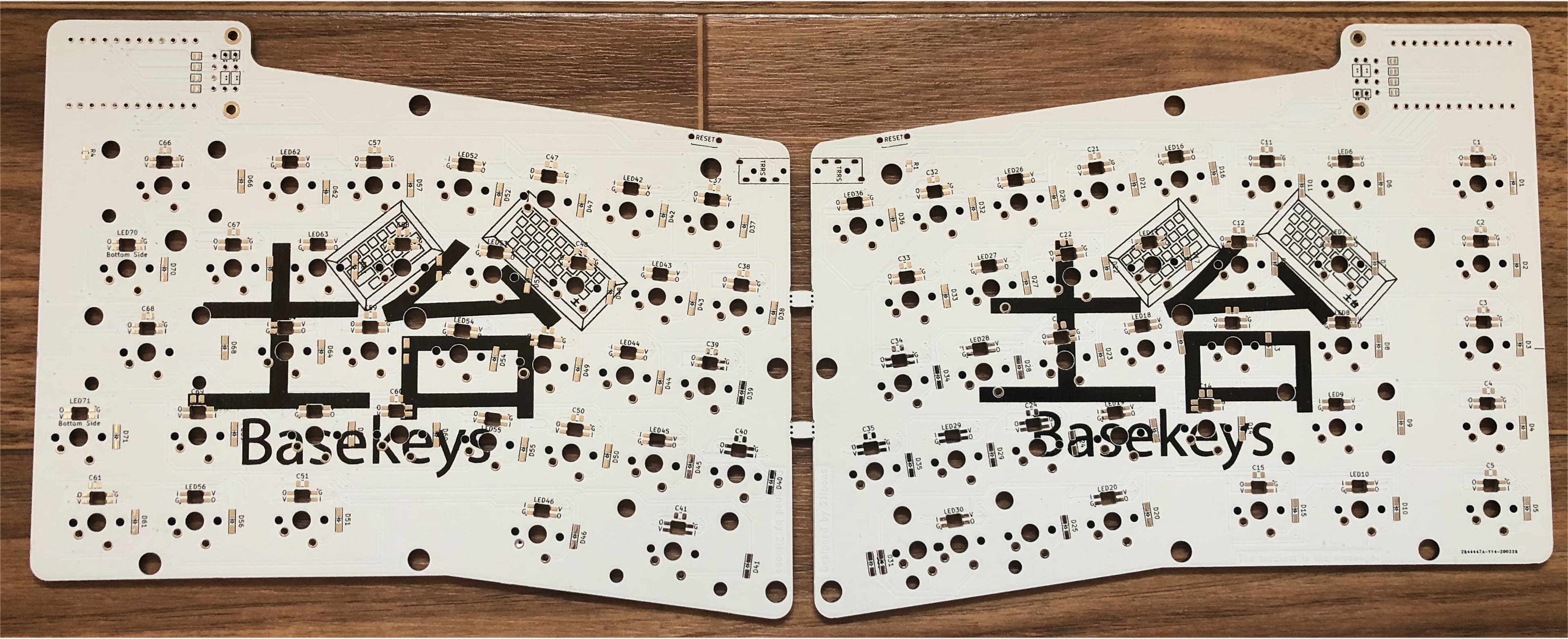 Slice and Slice RGB, Split Alice Keyboards. GB Closed image 7