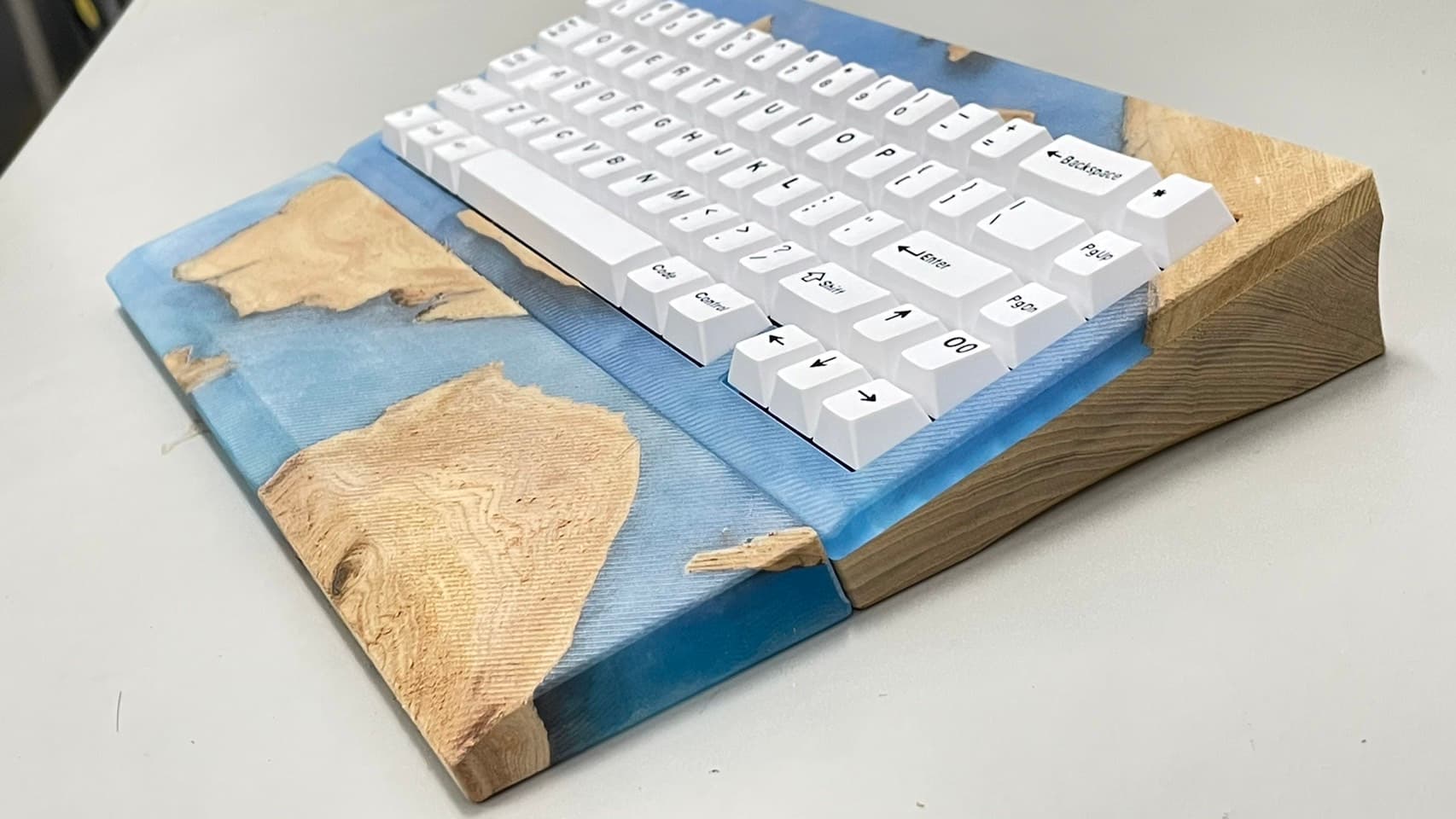 gwŷdd65 Wooden Keyboard (GB LIVE!) image 18