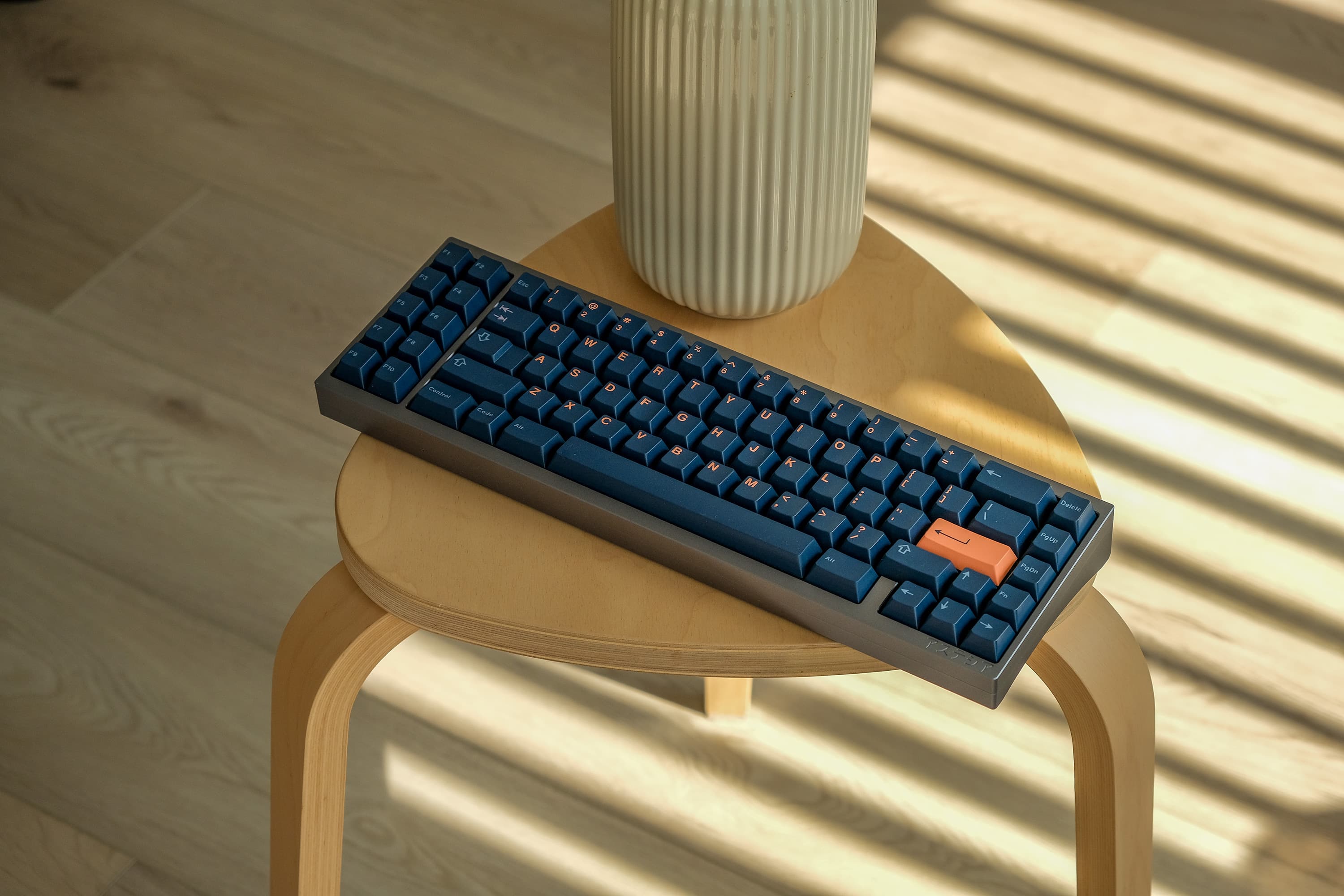 Liberi | 65XT with Frog side image 2