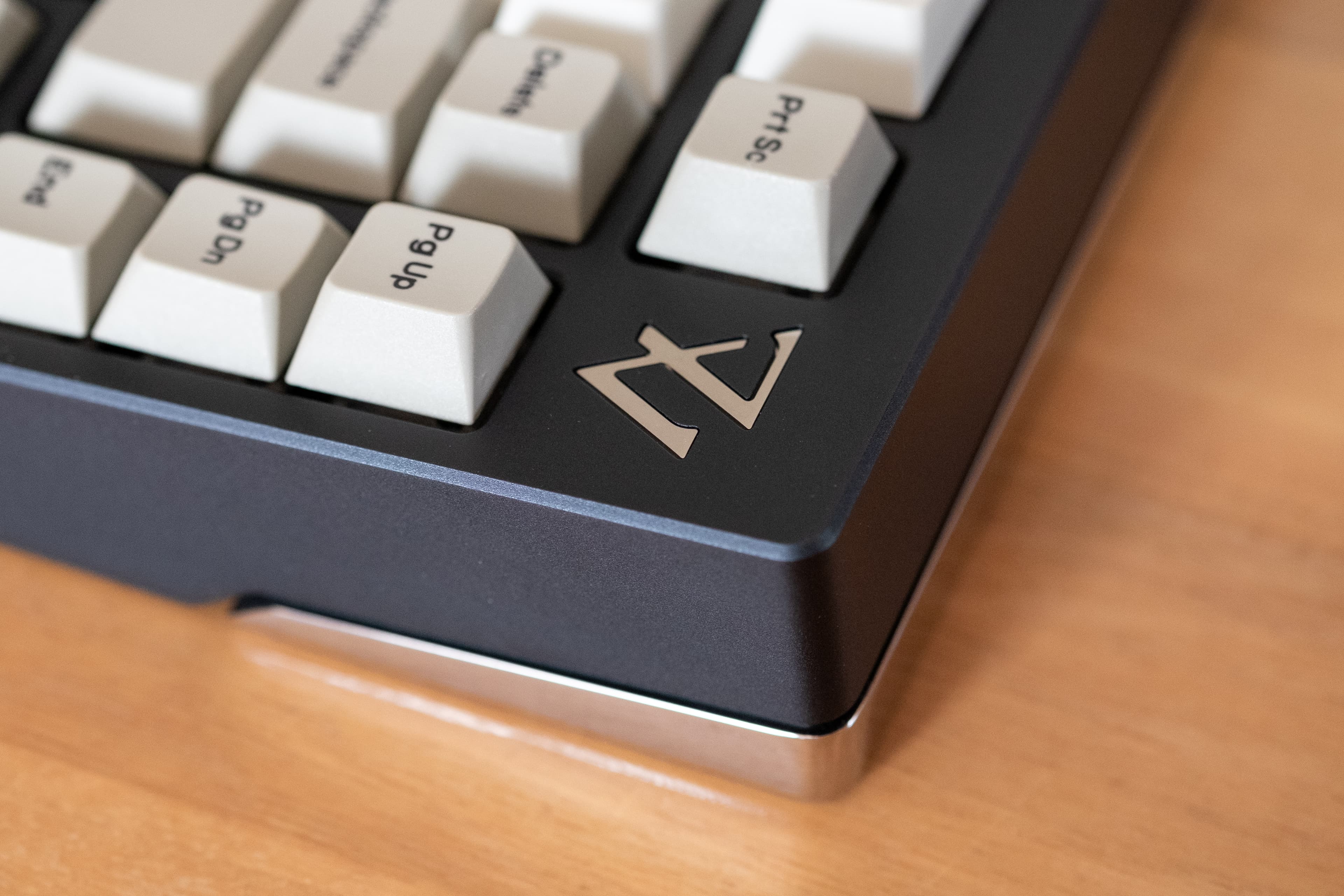 7V - 75% Keyboard by gok (COMPLETED) image 22