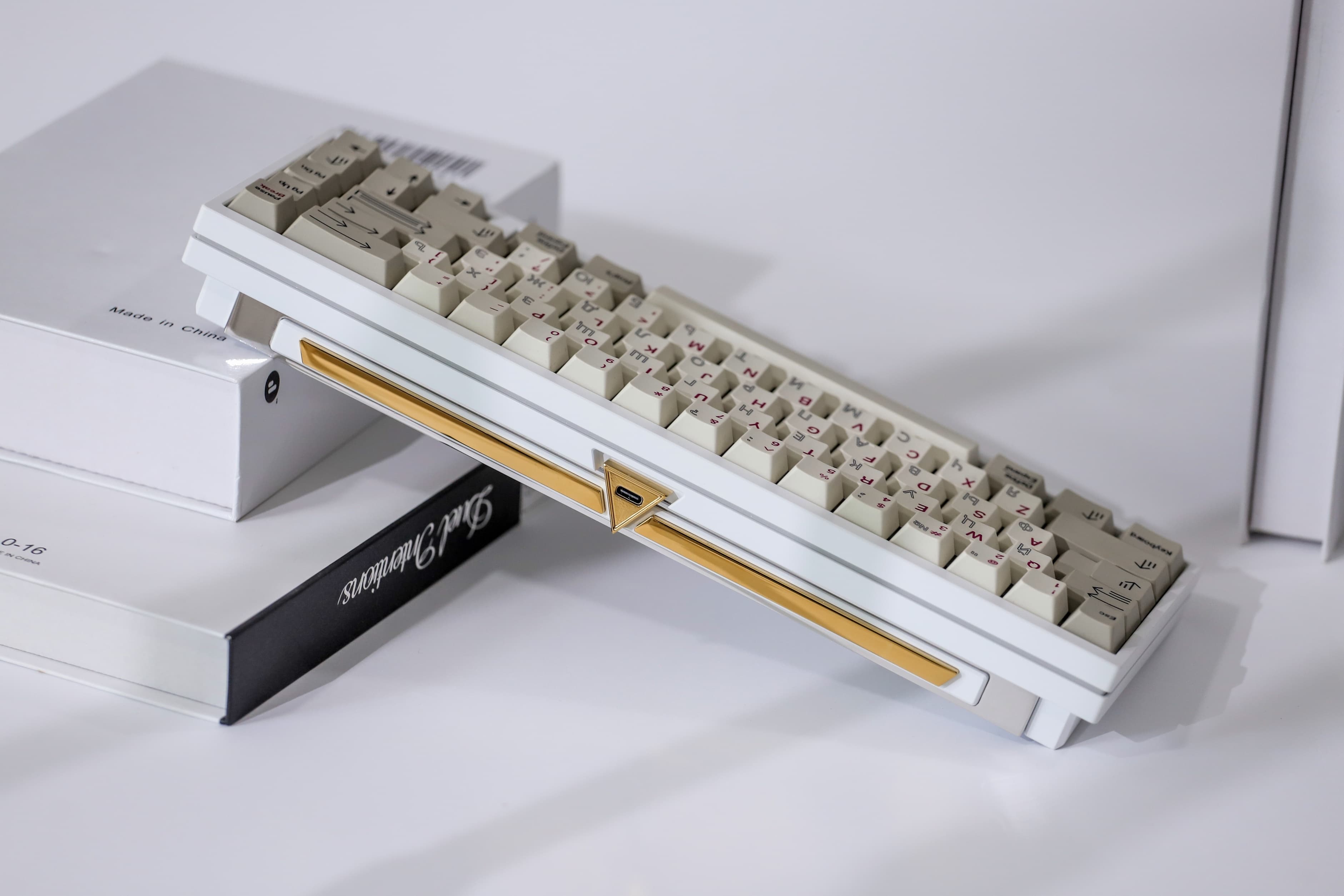 Fly65 - A keyboard with Spinner image 28