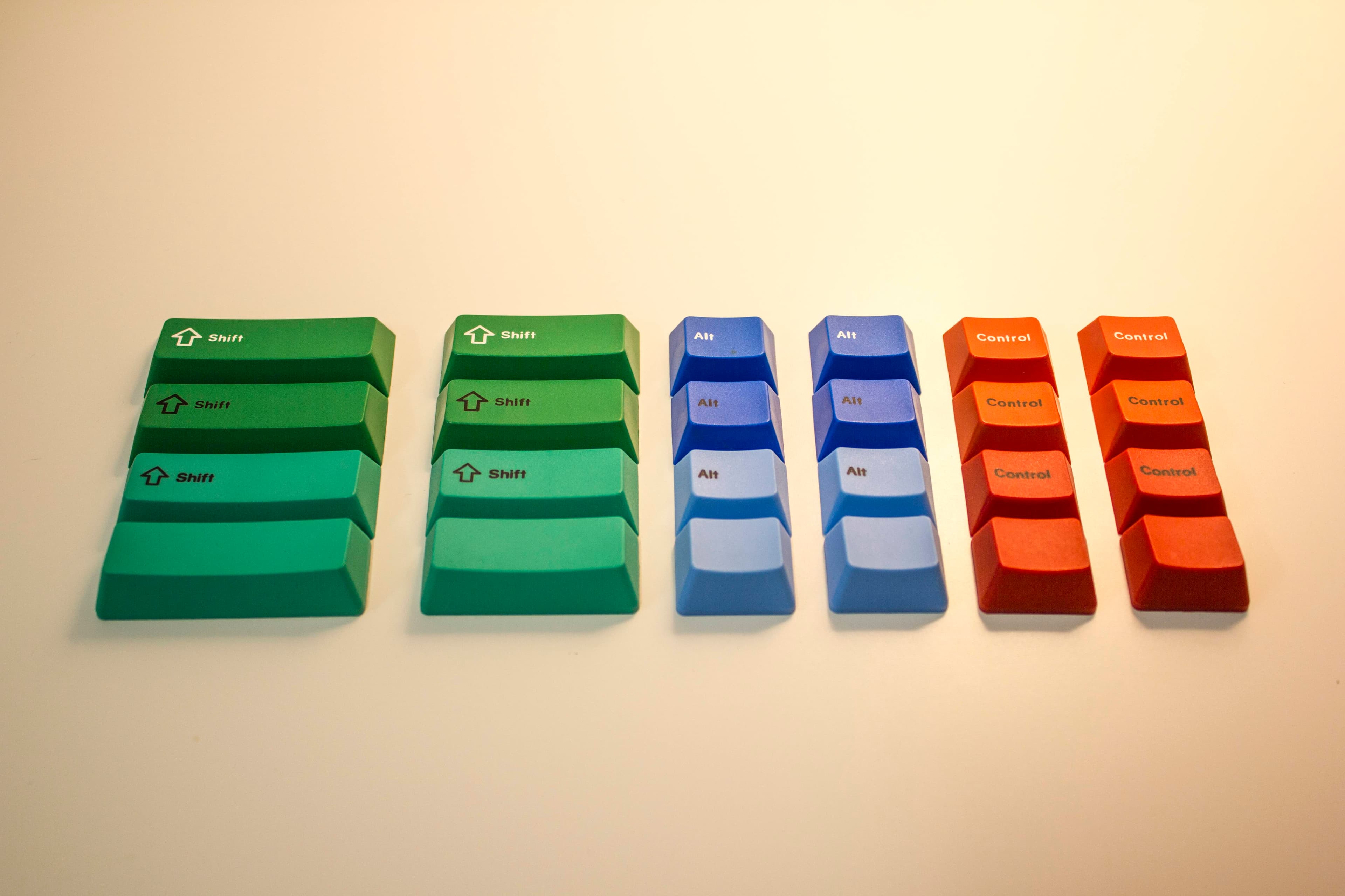 GMK RGBYK - shipped, received, over. image 6