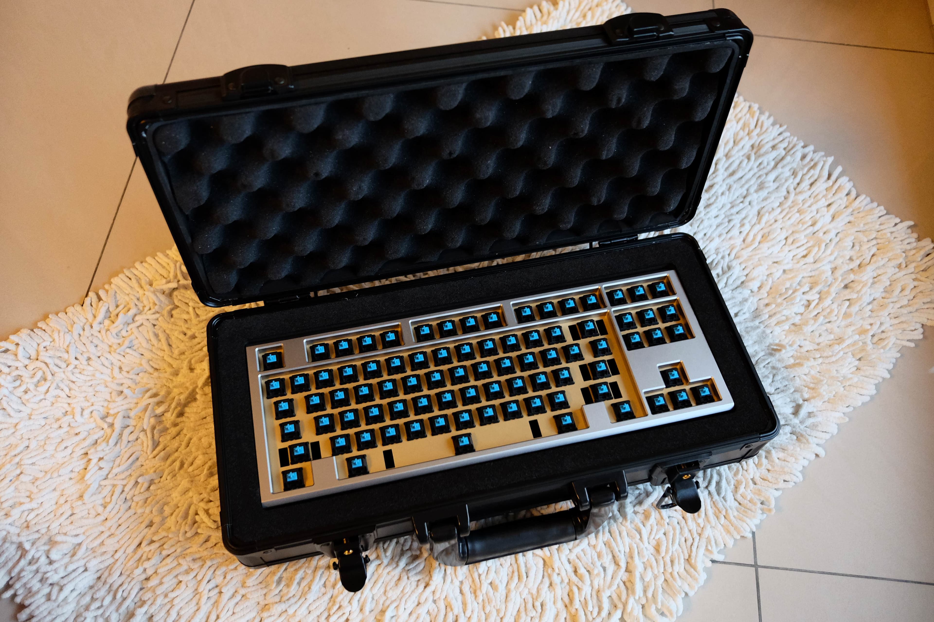 HOLO Custom TKL Keyboard image 12