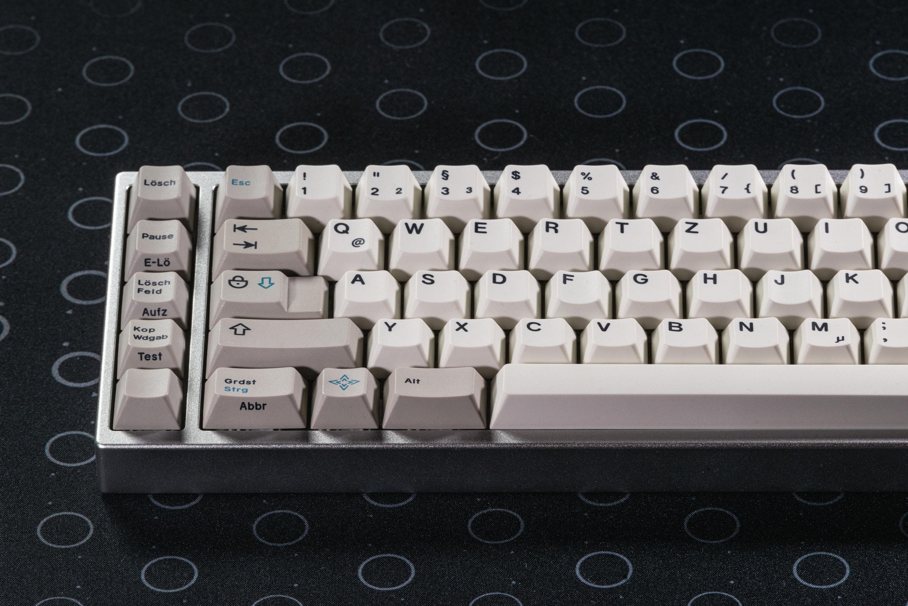 [Instock] Aalto by Tom x Antipode Studio, a 60% XT board image 18