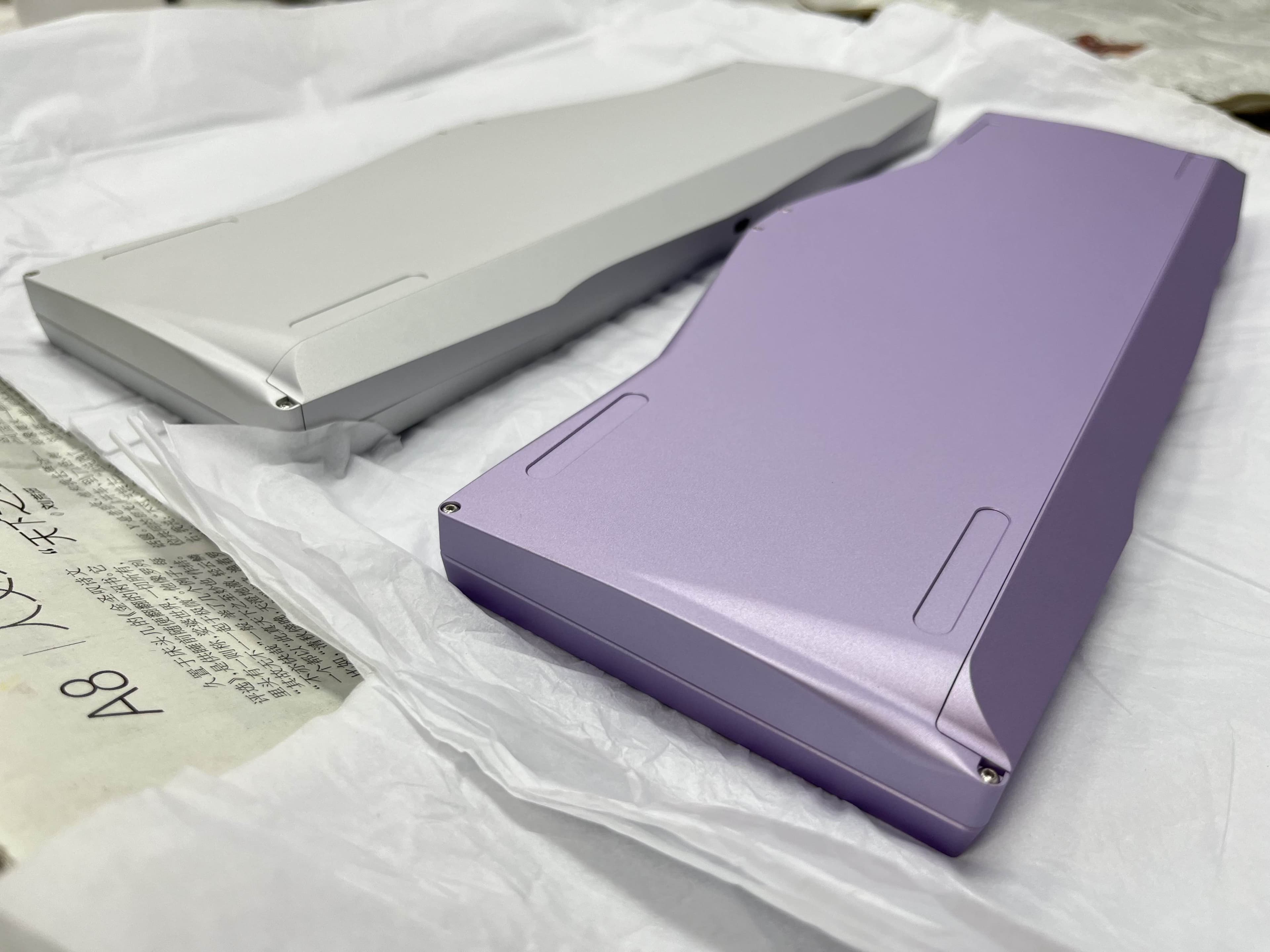 Alyssia - A thin bezel, dual mount Alice-style keyboard image 31