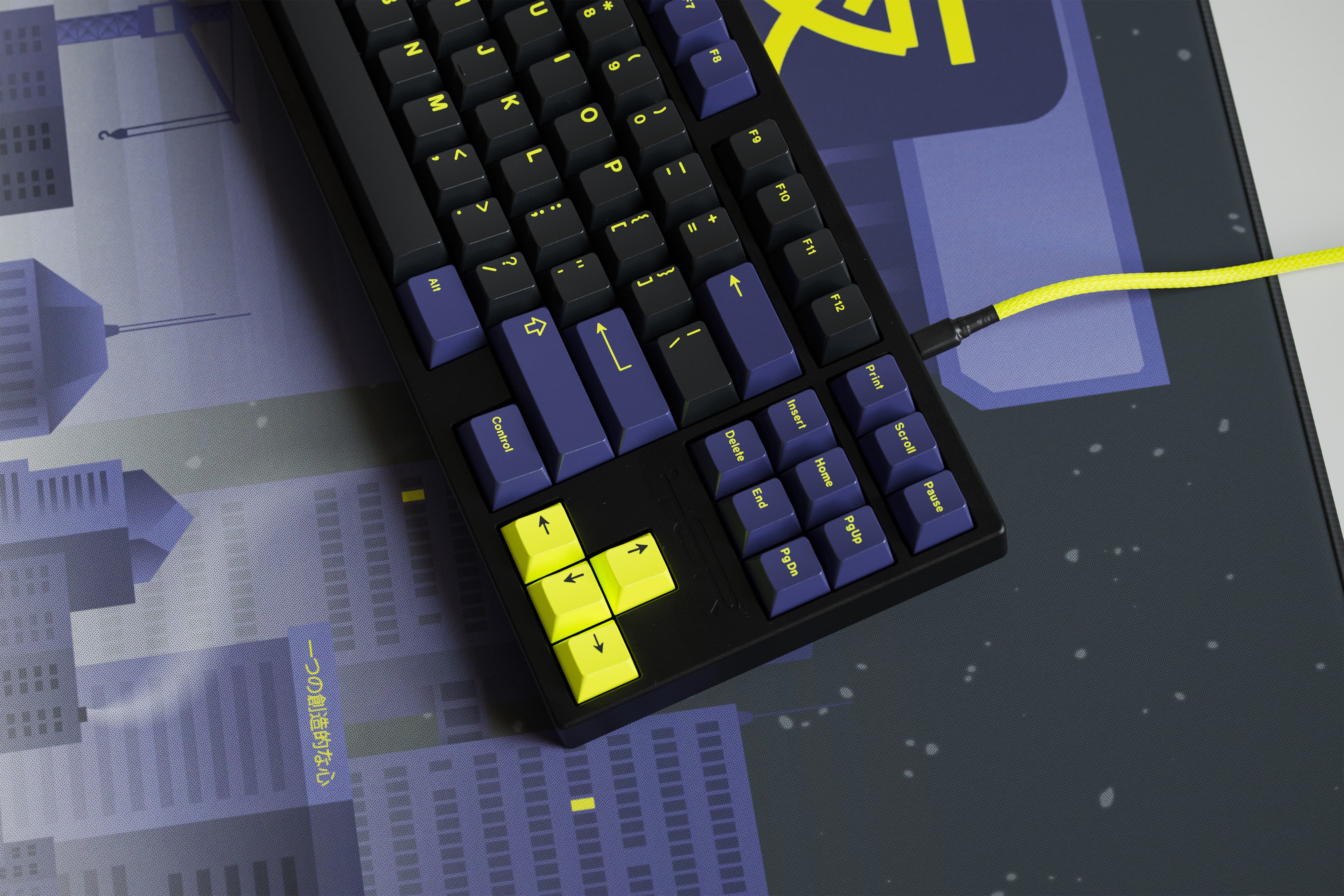 GMK Night Runner R2 - Completed image 8