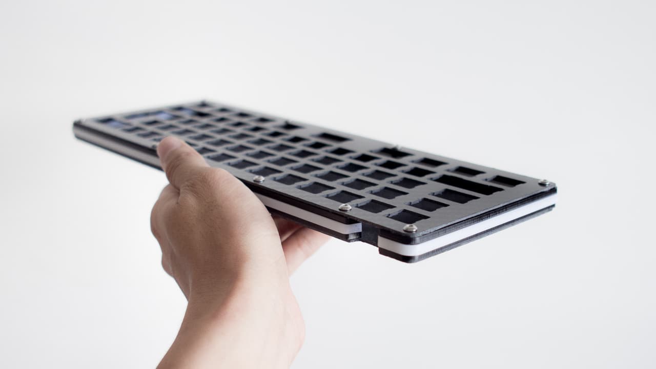 CF-LX R2 - Ultralite Carbon Fiber 60% Case (FINISHED)