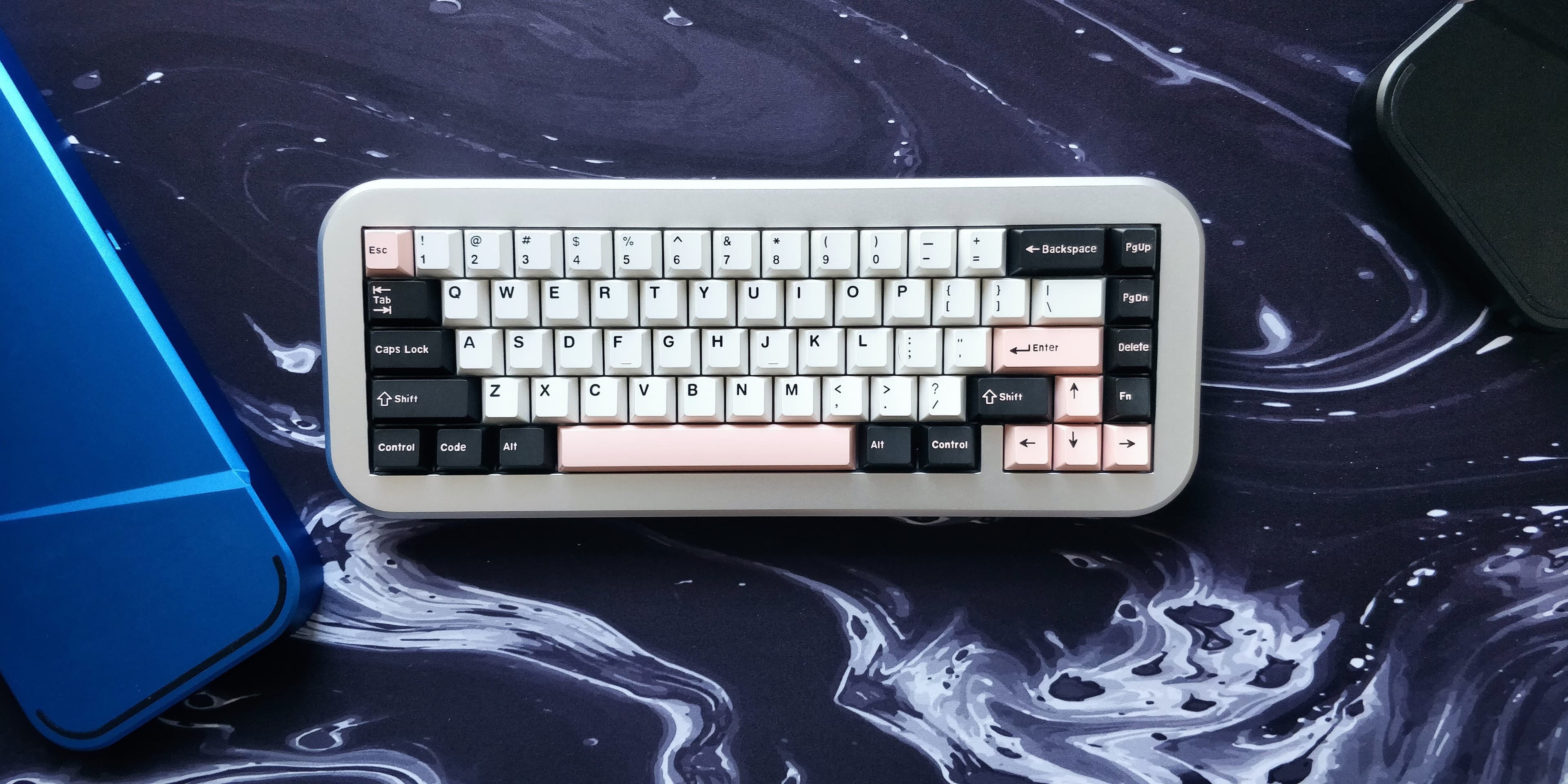 KS65 - 65% board with a distinctive design