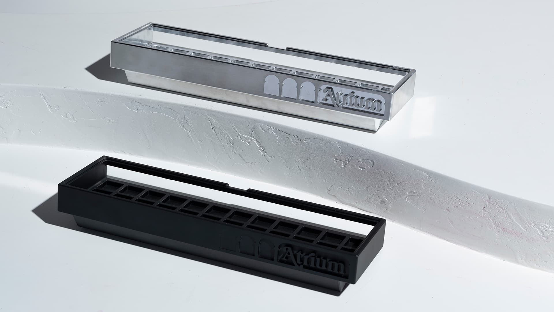 Atrium: A premium, multiple window artisan keycap display box image 21