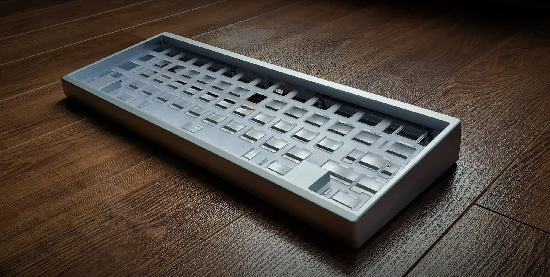 Eon MMXXIII WKL Wedge 60% image 14