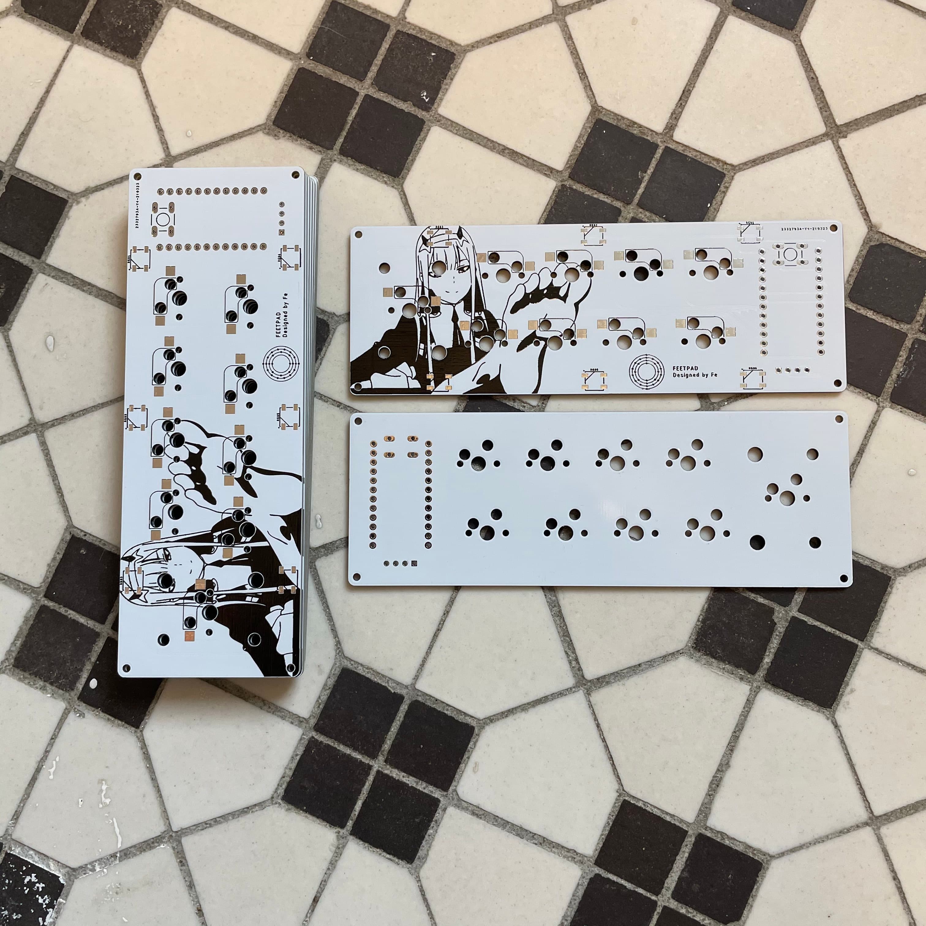 FEETPAD | Hotswap macropad with waifu feet and OLED! (Fulfilled!) image 3