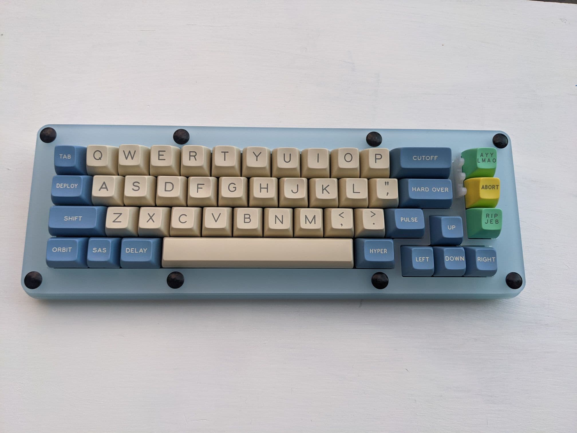 45-ARC - 45% hotswap keyboard with RGB and Macro Columns