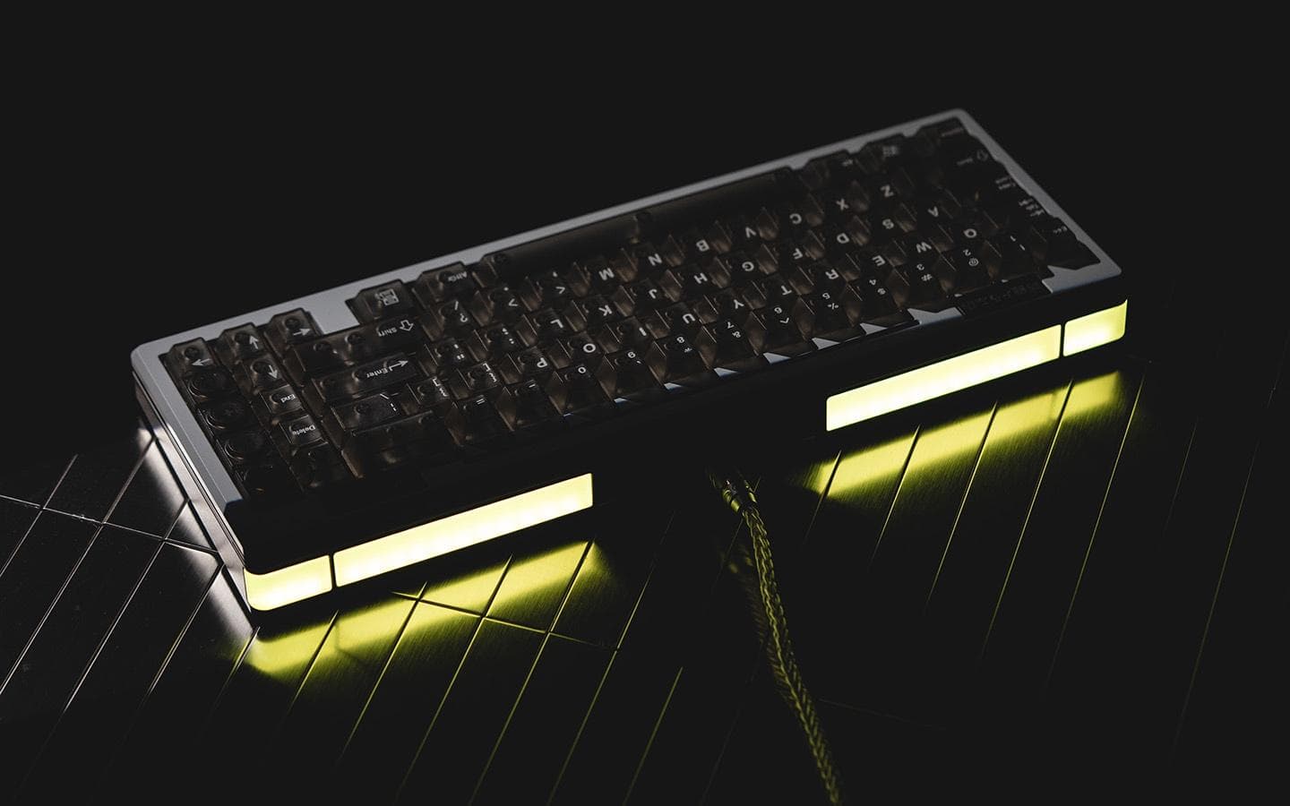 [GB completed] W70 | A keyboard with car tail light image 4