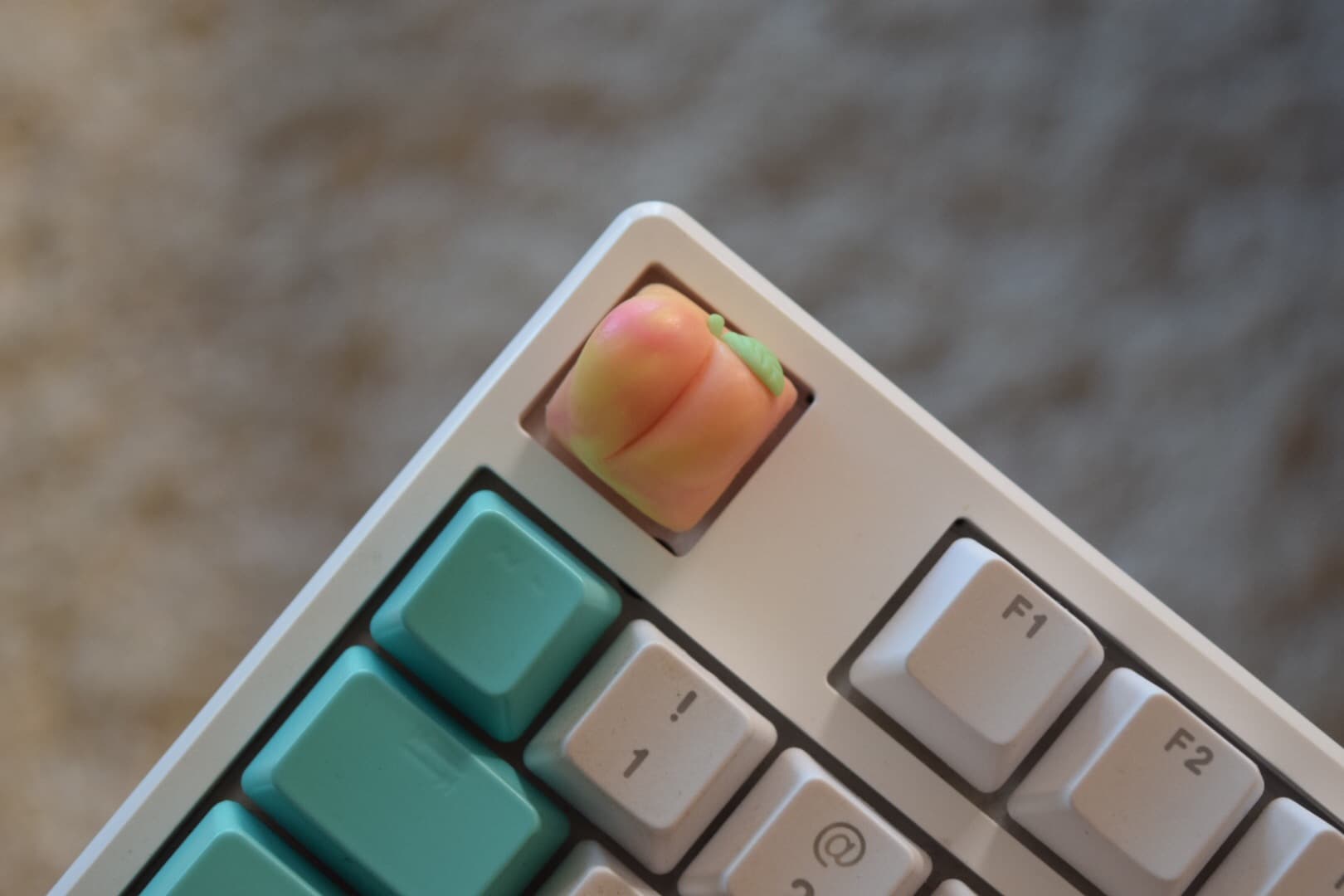 GMK Peaches n Cream (CLOSED) image 39