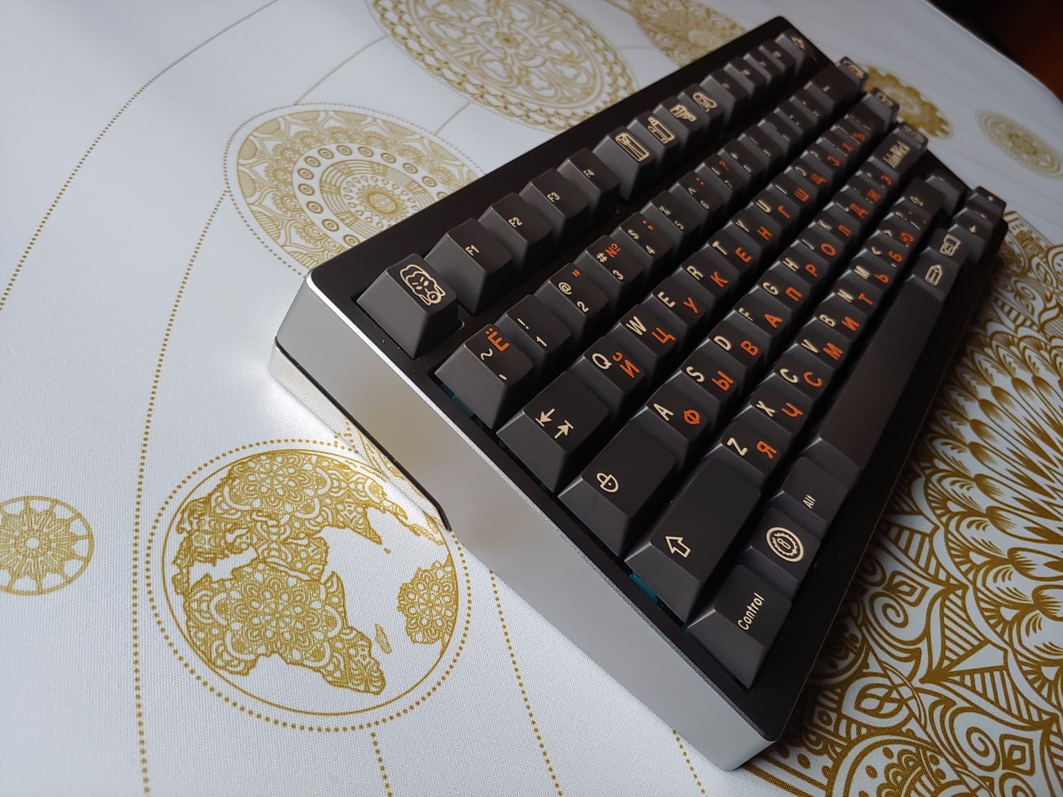 Sol Deskmat - LIVE image 25