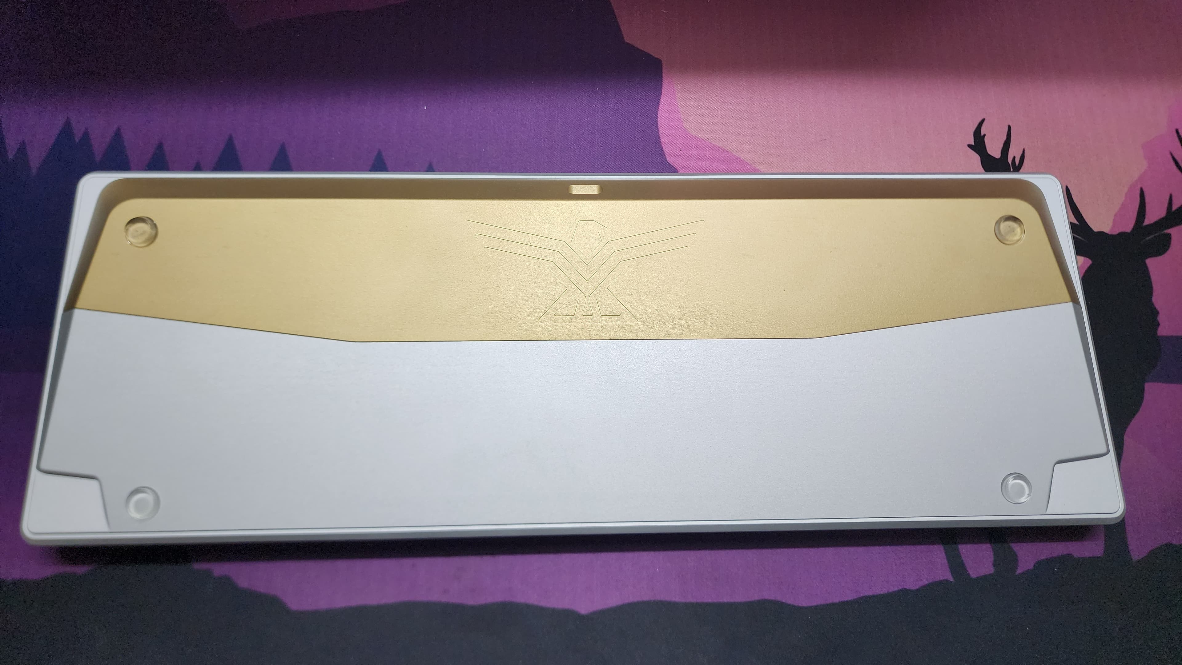 - TKL Staggered "Split" with a middle arrow cluster image 5