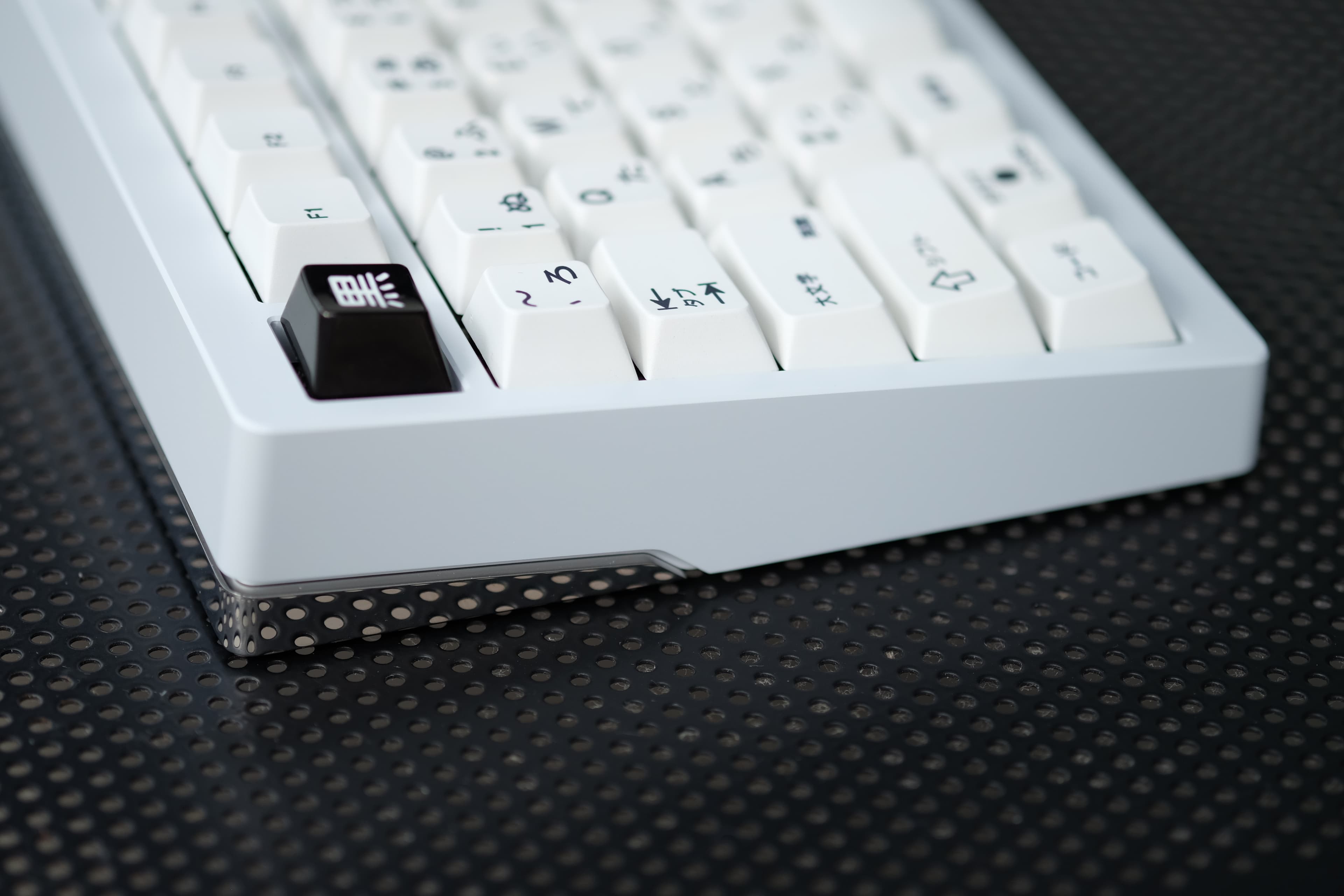 7V - 75% Keyboard by gok (COMPLETED) image 35