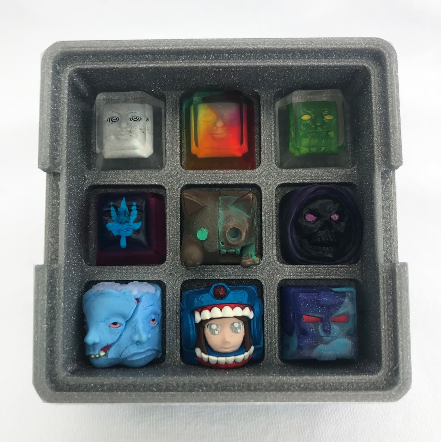 MAK WongBox Mini - Premium 3x3 Artisan Case and Display Stand