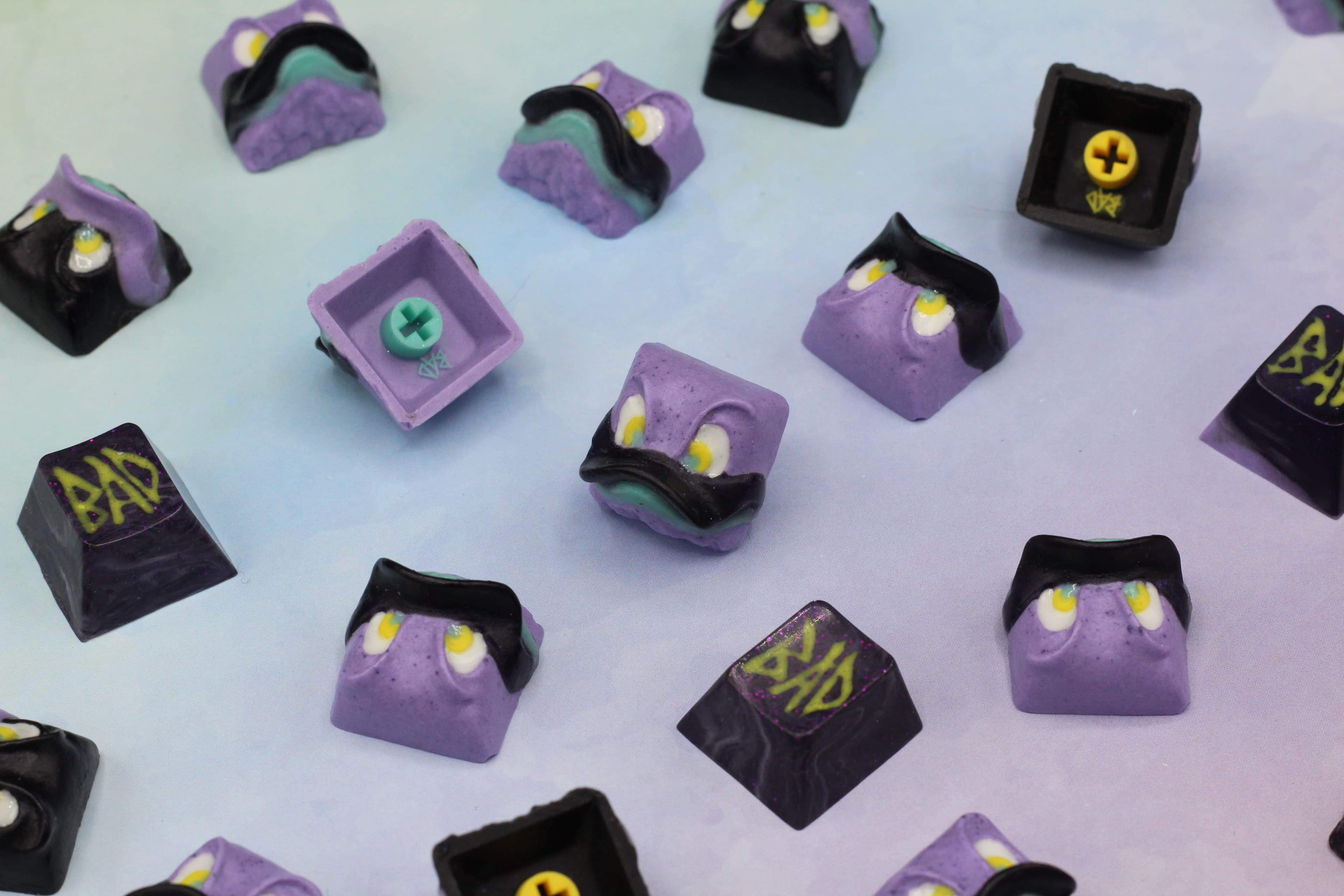 GMK Taro R2 - Closed image 14