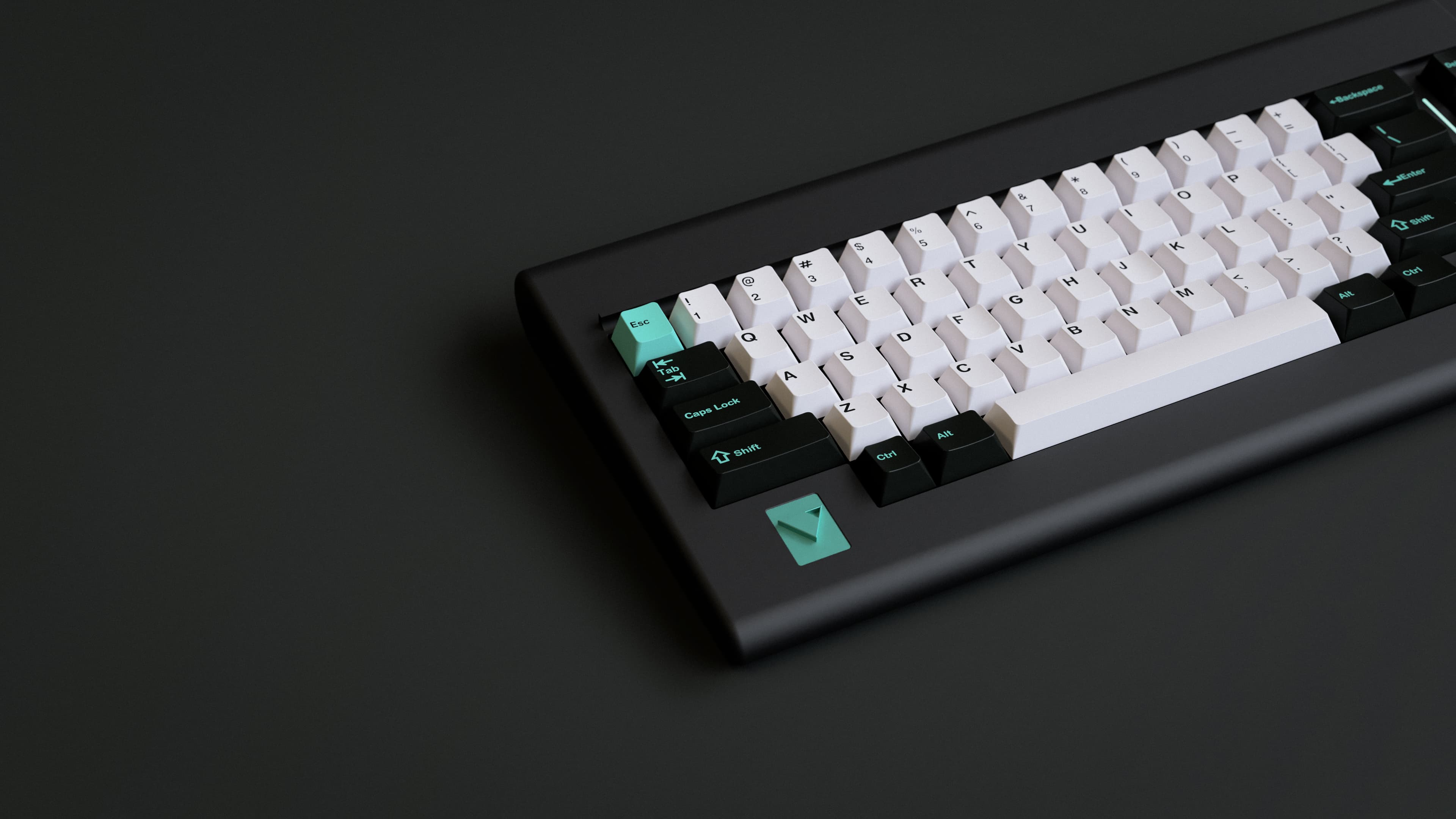 GMK Delta image 12