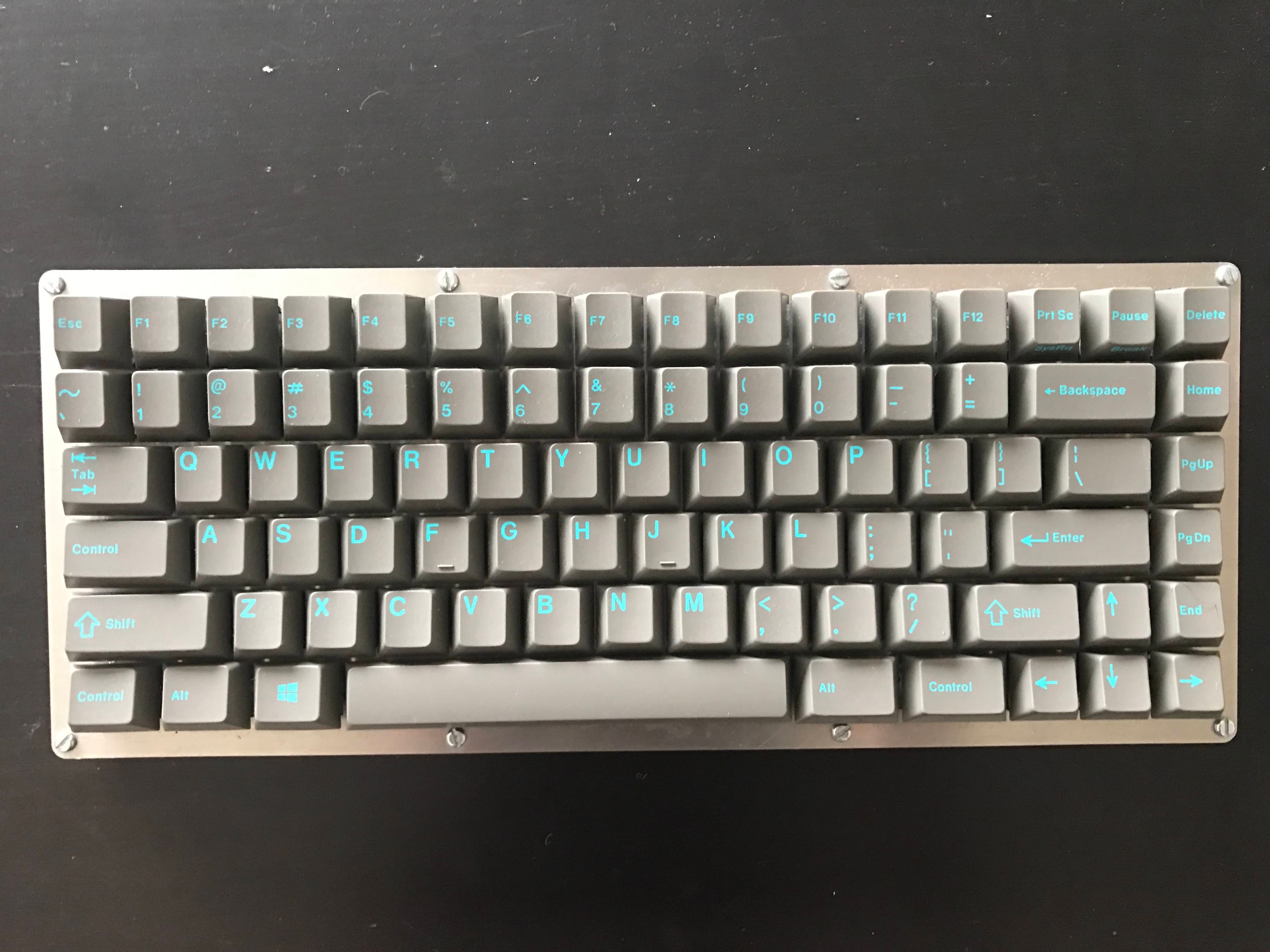 75% Skeleton Keyboard