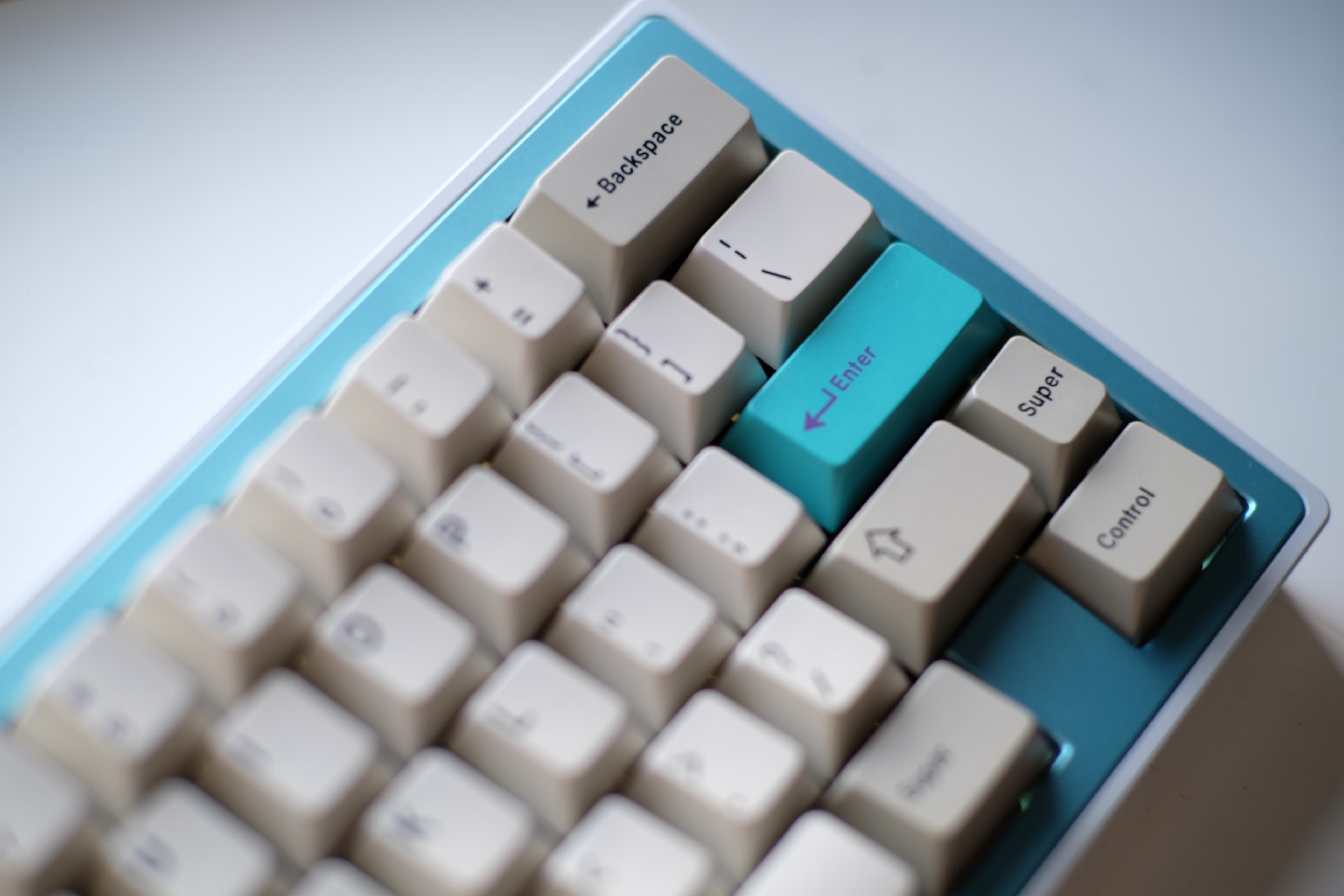 Return 60% kustom keyboard(Shipping invoice send out ) image 5