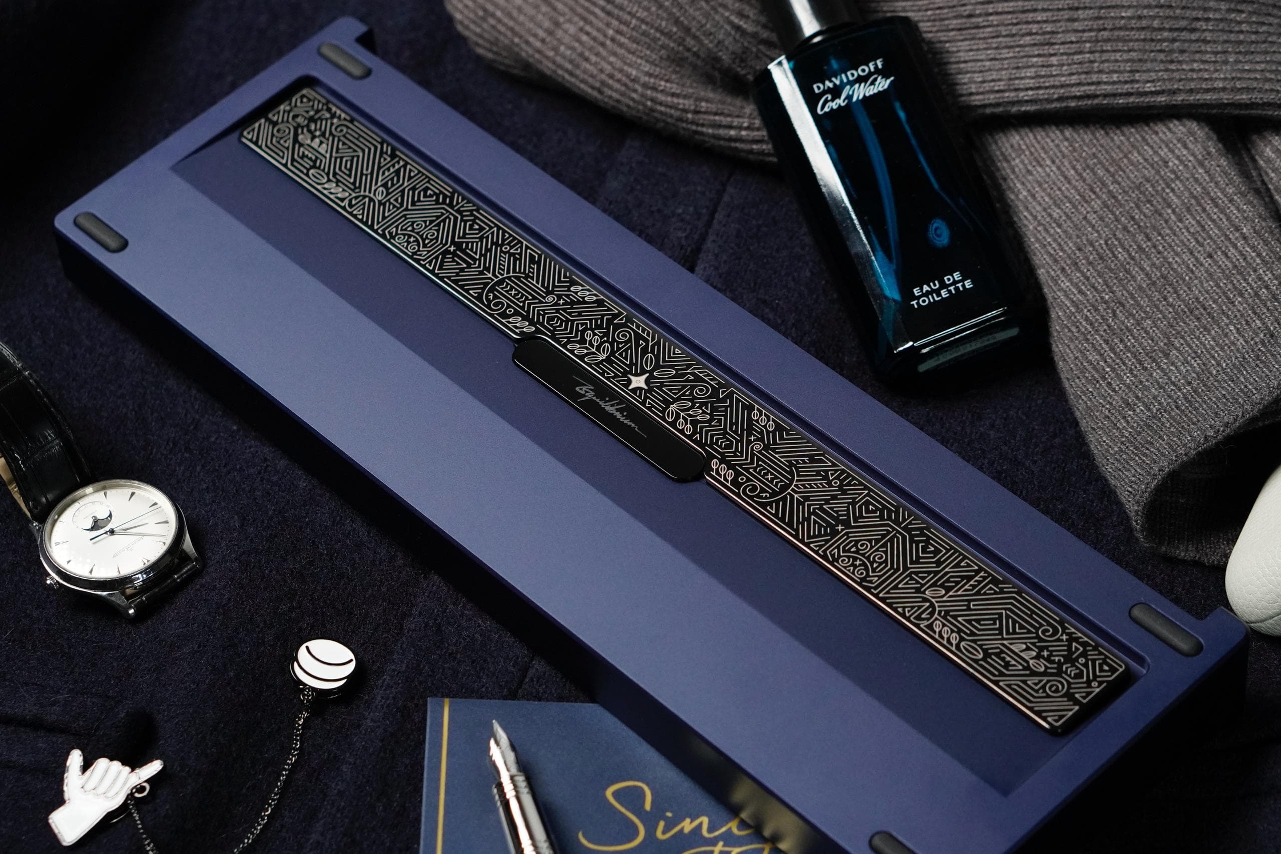 EQUILIBRIUM 6 R2 by SCRIBBLEB for International image 57