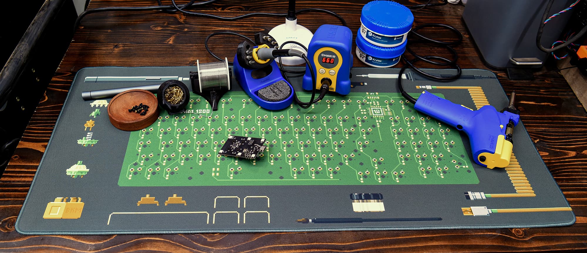 32-Bit Build Deskmat image 6