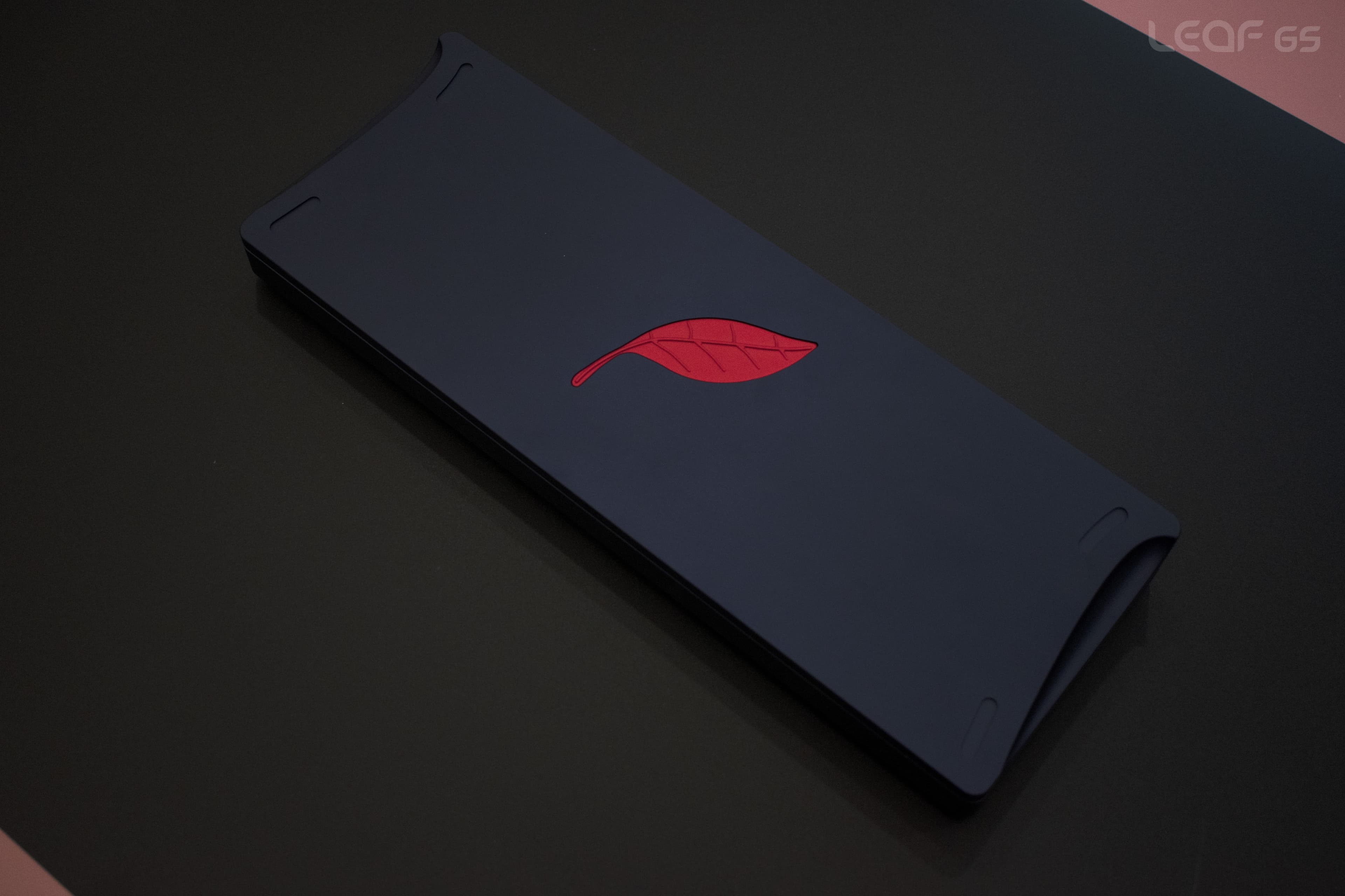 Fox Lab - Leaf 65% | Closed image 4