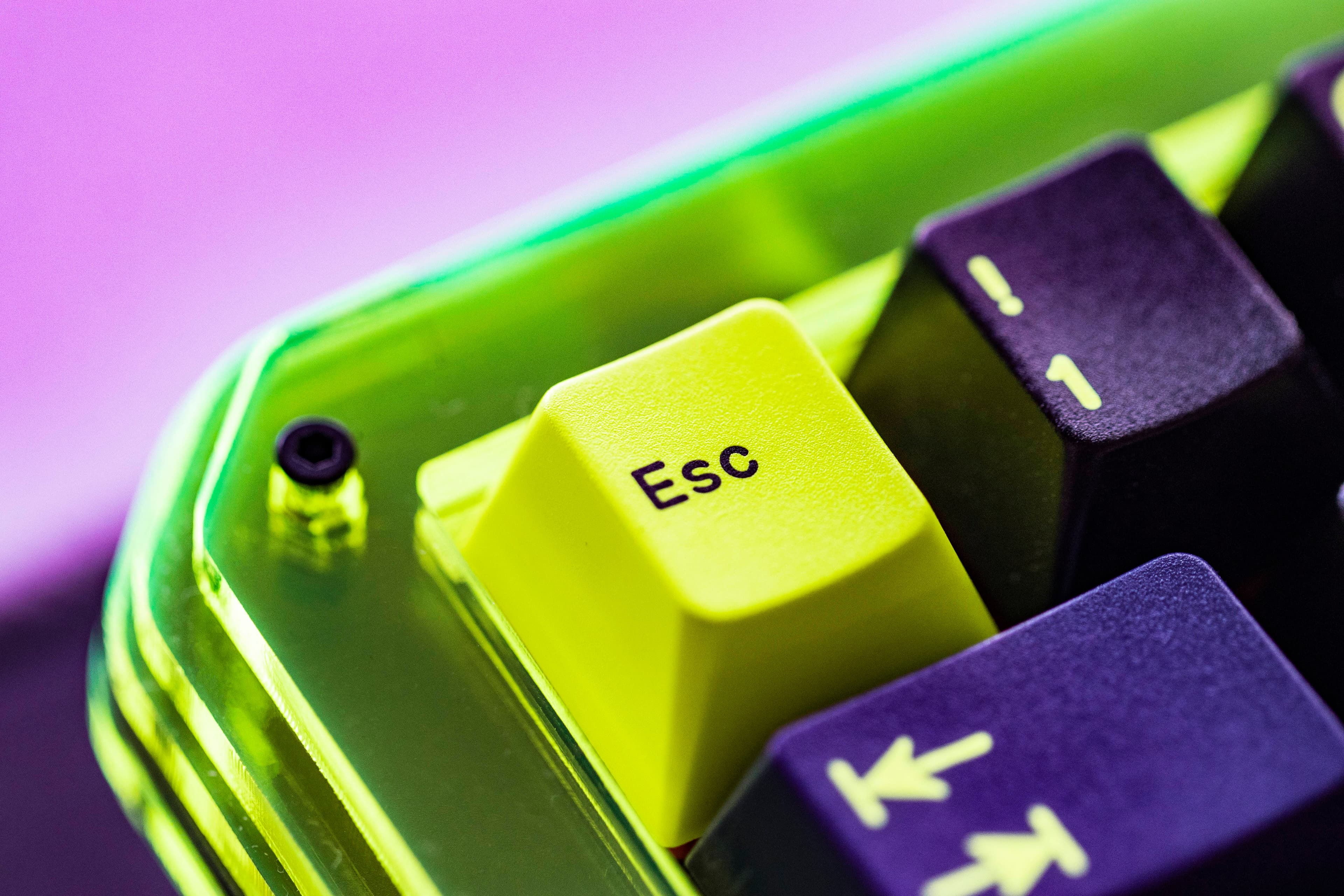 GMK Night Runner R2 - Completed image 28