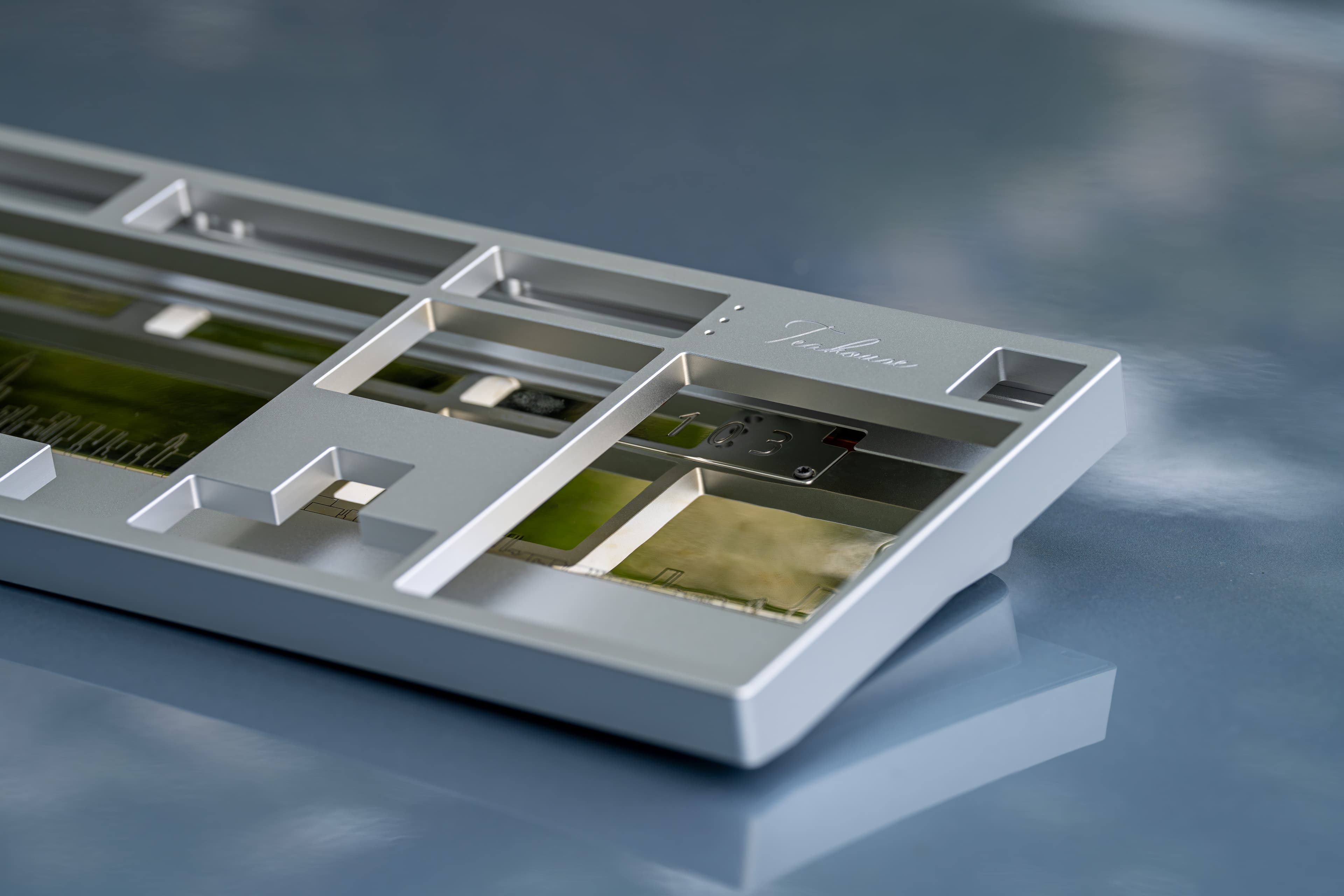 【IC】Bina 103 – Full Size Board, Top Mount, Front Typing Height 14mm image 4