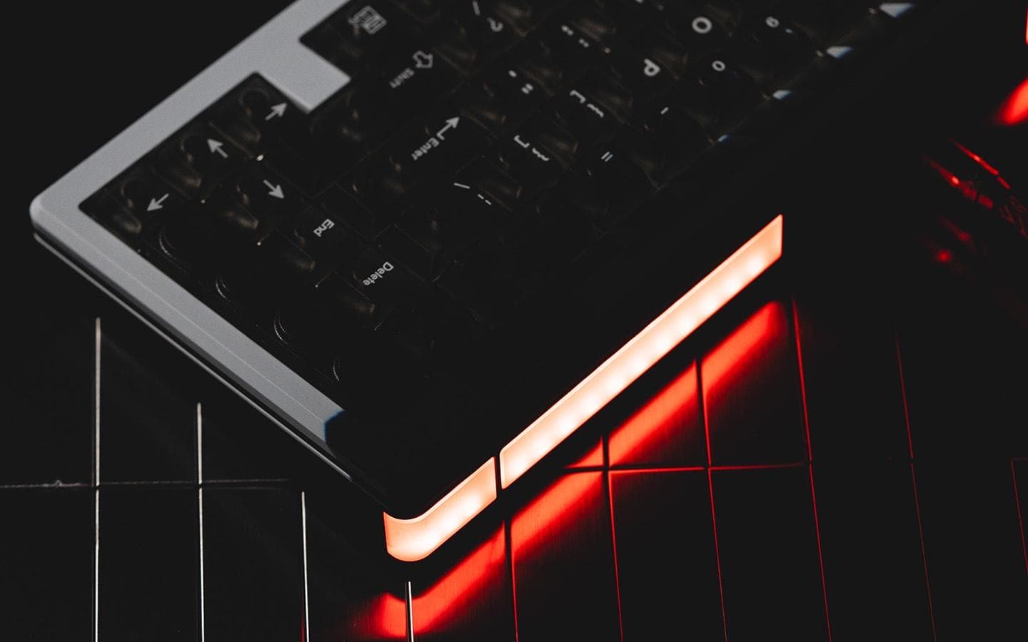 [GB completed] W70 | A keyboard with car tail light image 3