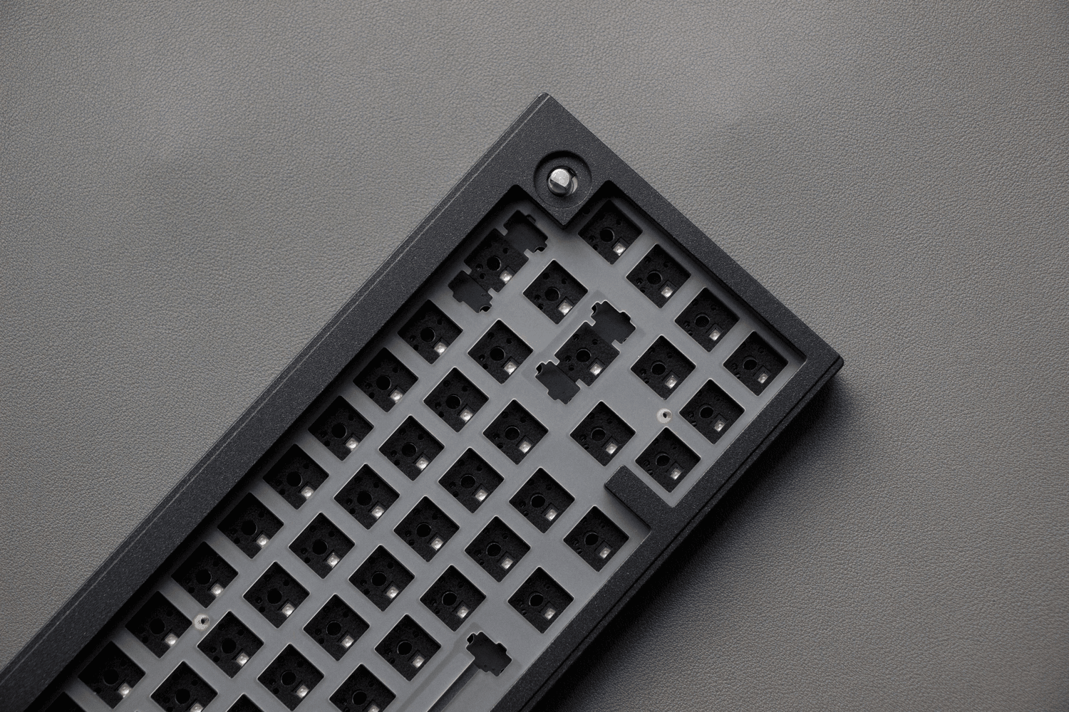 V65 R2 - Entry-level King just gets better! (Aluminum 65% with Knob) image 13