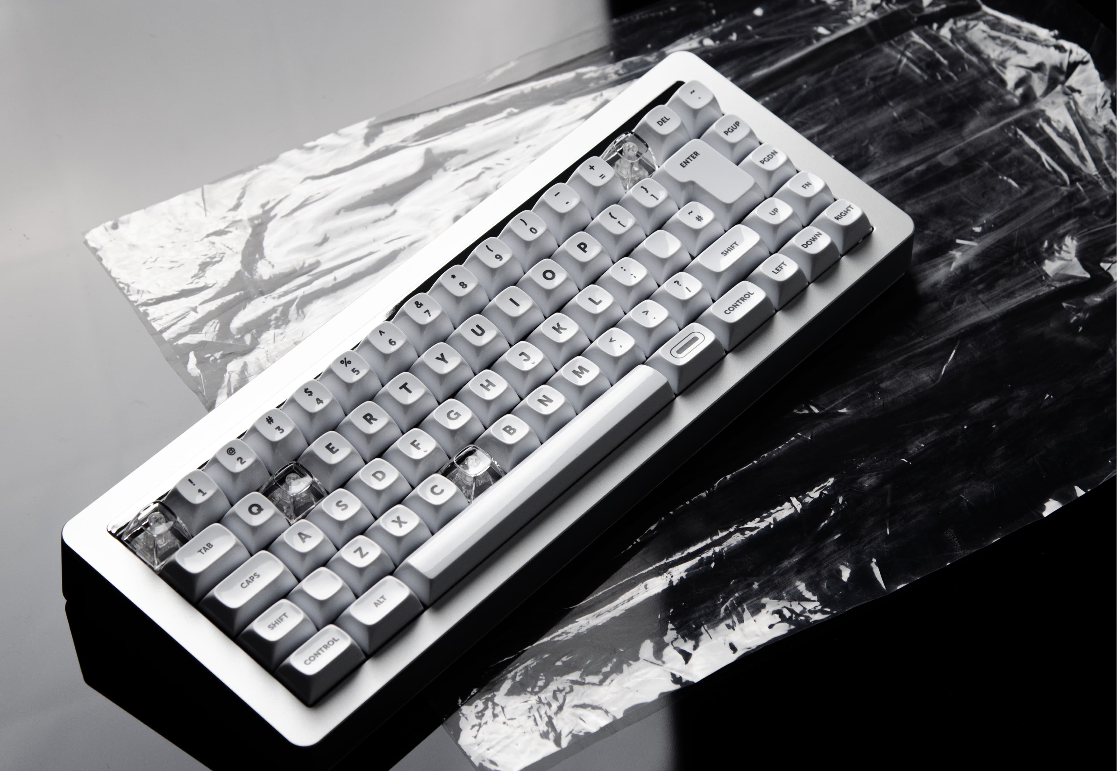 oitsso Bite65-R Keyboard & keycaps image 40
