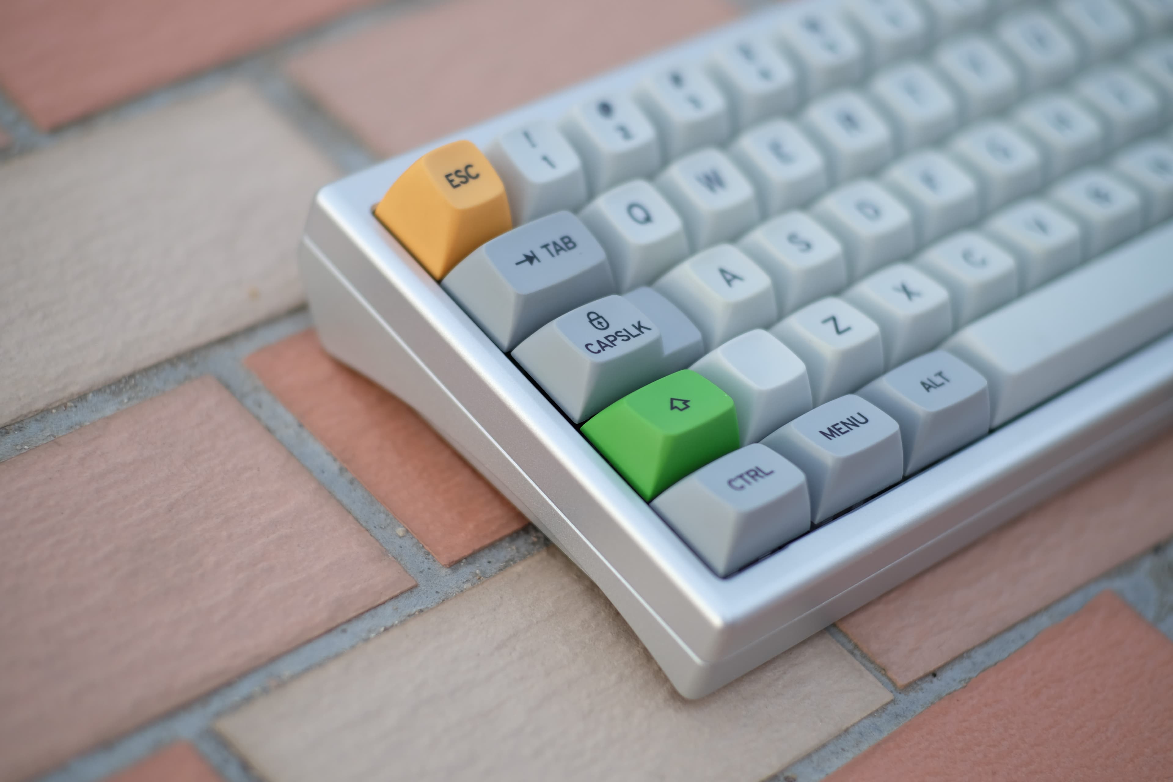 Reborn 60% keyborad (Shipping -check you eamil .)