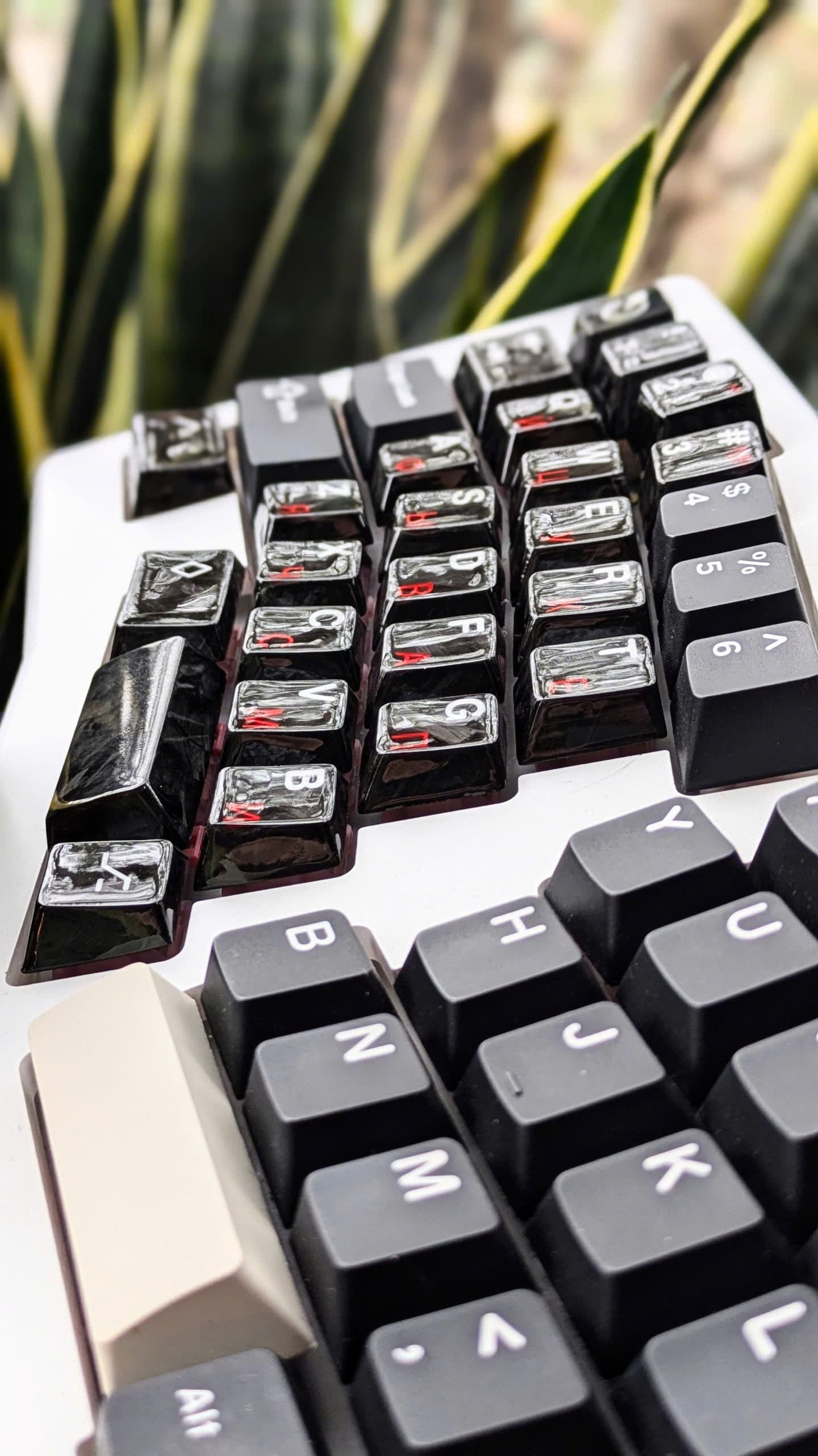 Handcrafted full keyset - Forged carbon fiber image 3