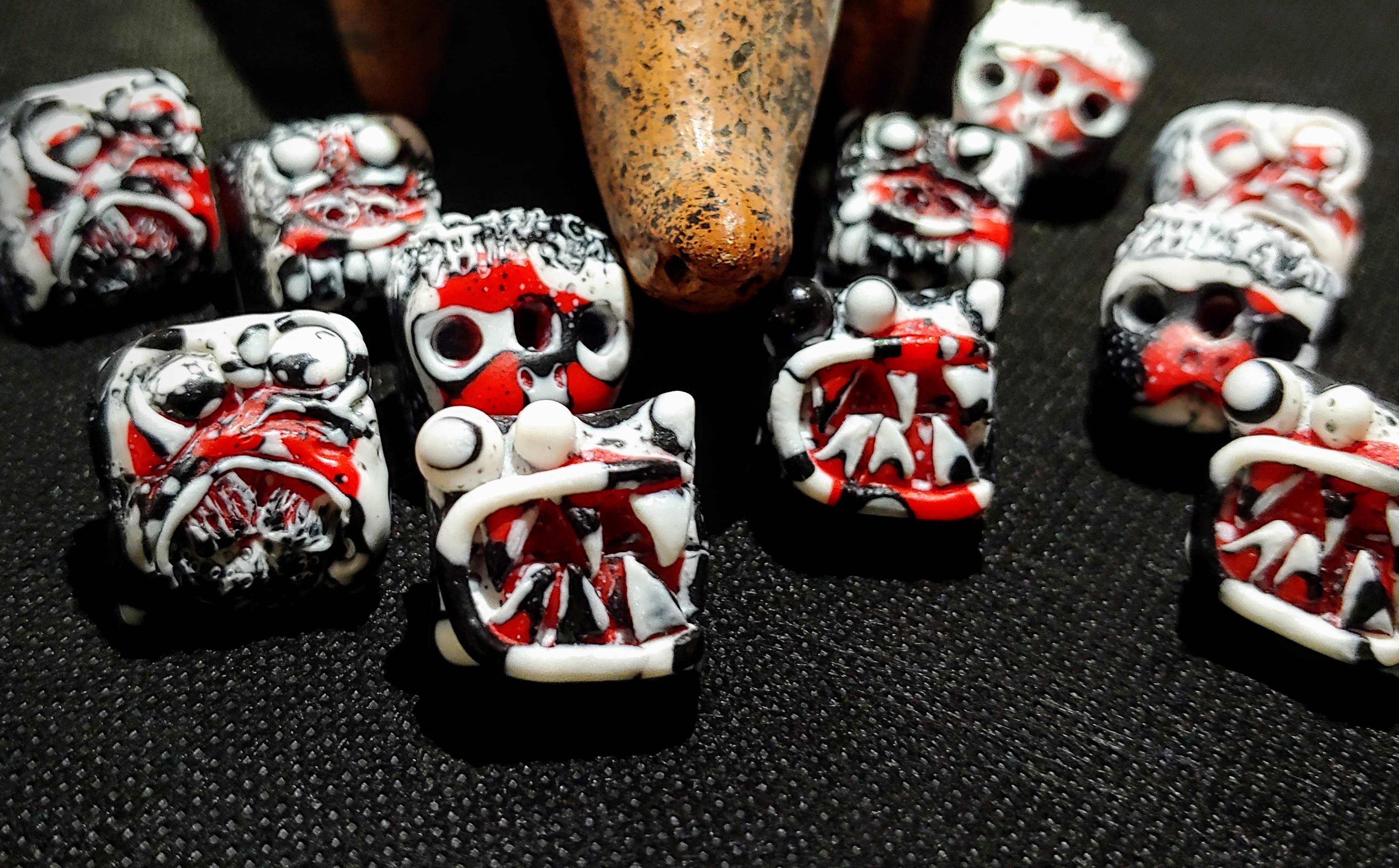 GMK Monochrome R2 - GB Closed image 64