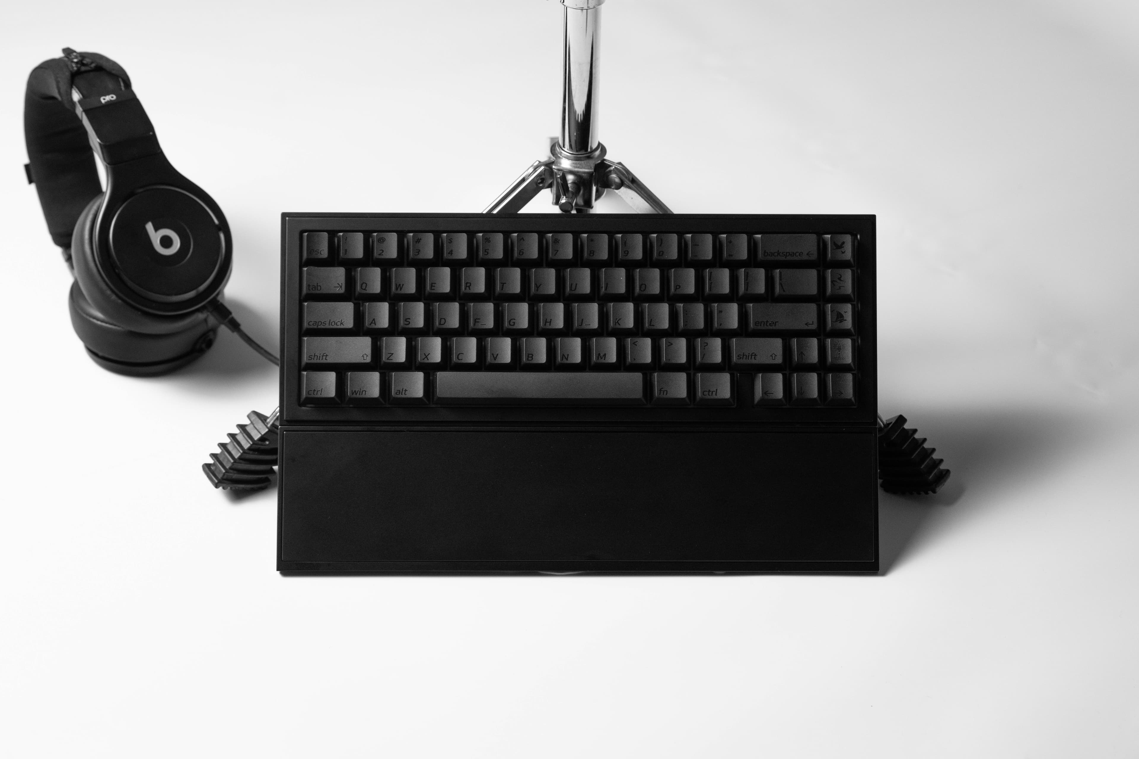 ESU67 | EA ZSOO STUDIO