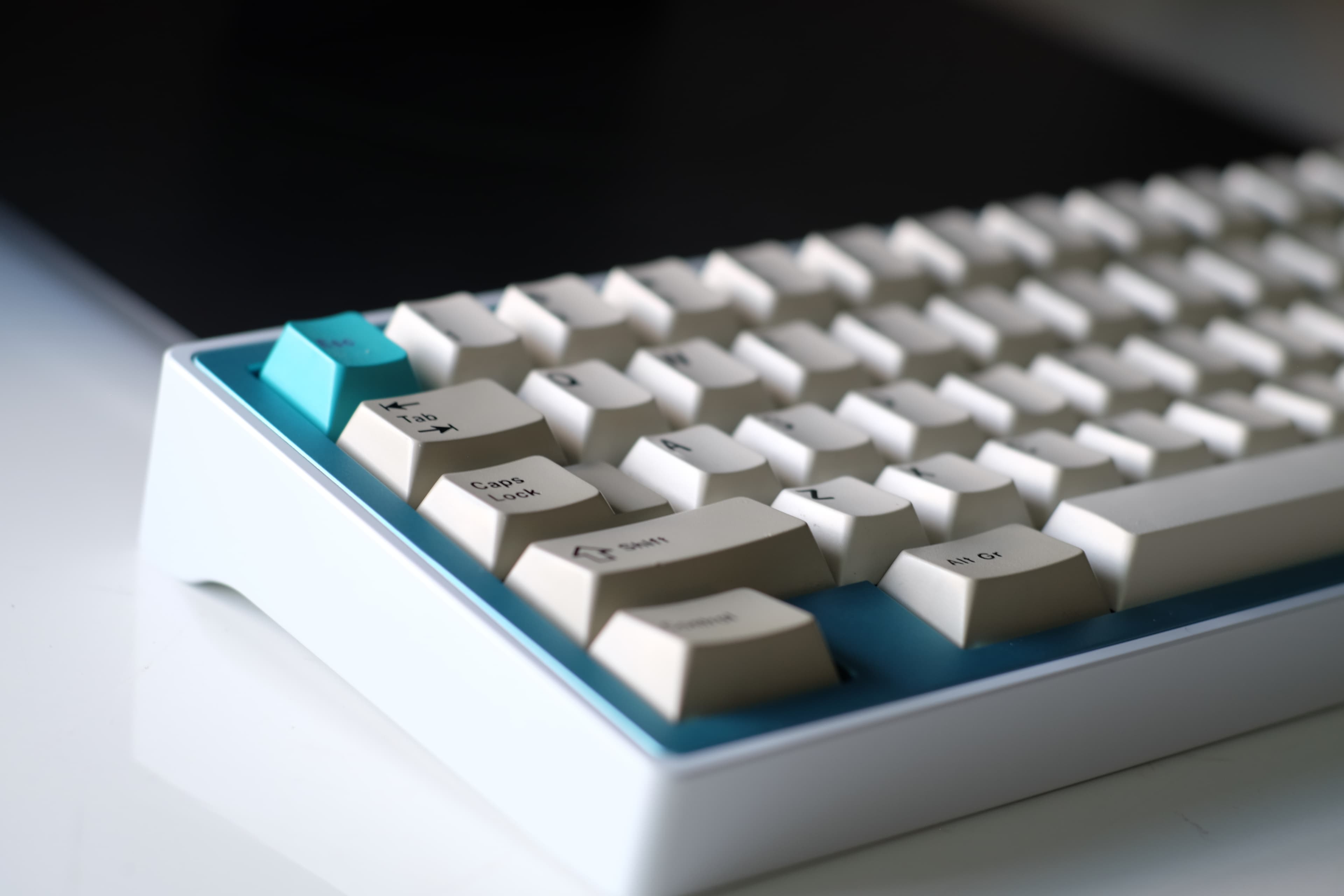 Return 60% kustom keyboard(Shipping invoice send out ) image 4