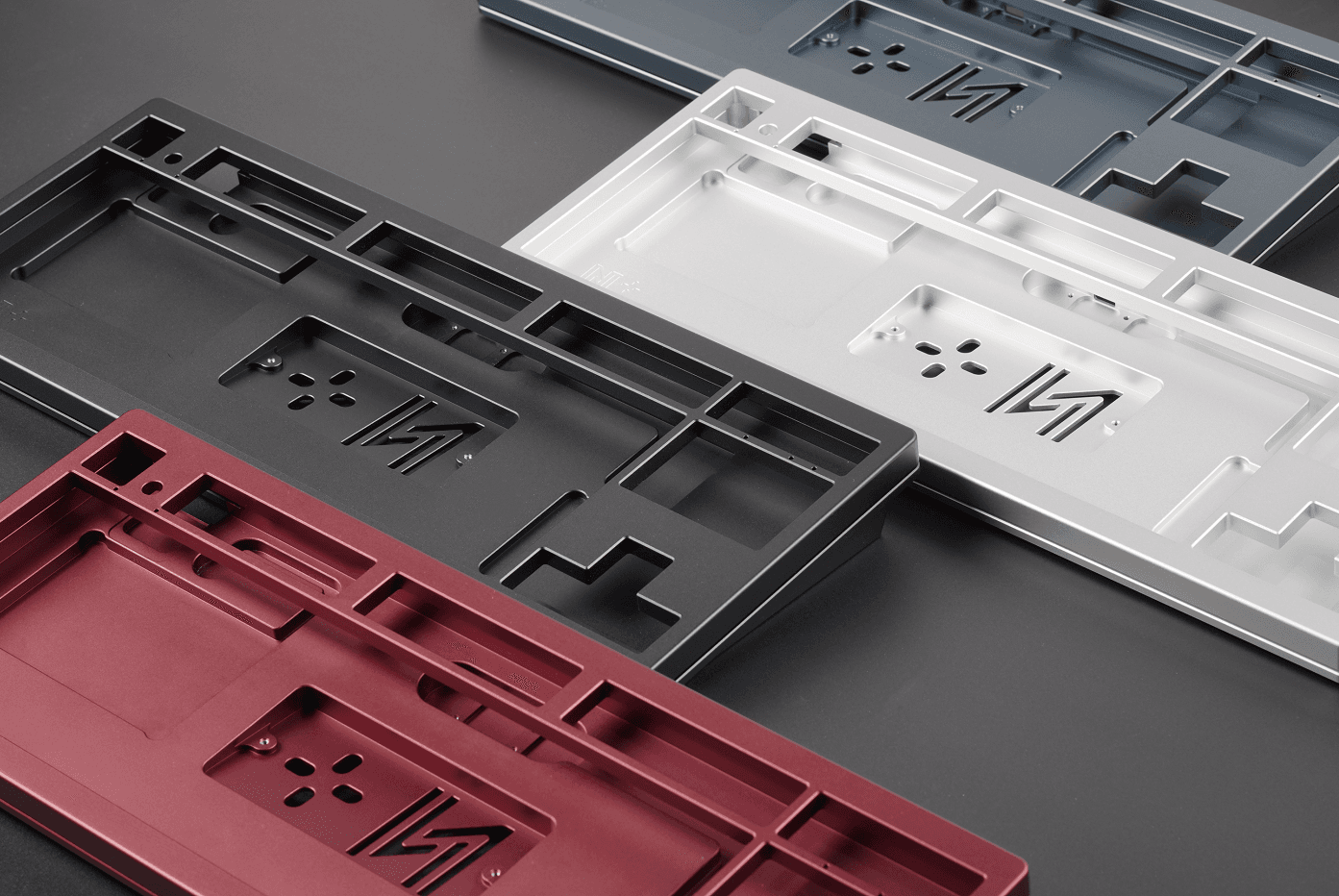 N87 Alu metal suite image 5