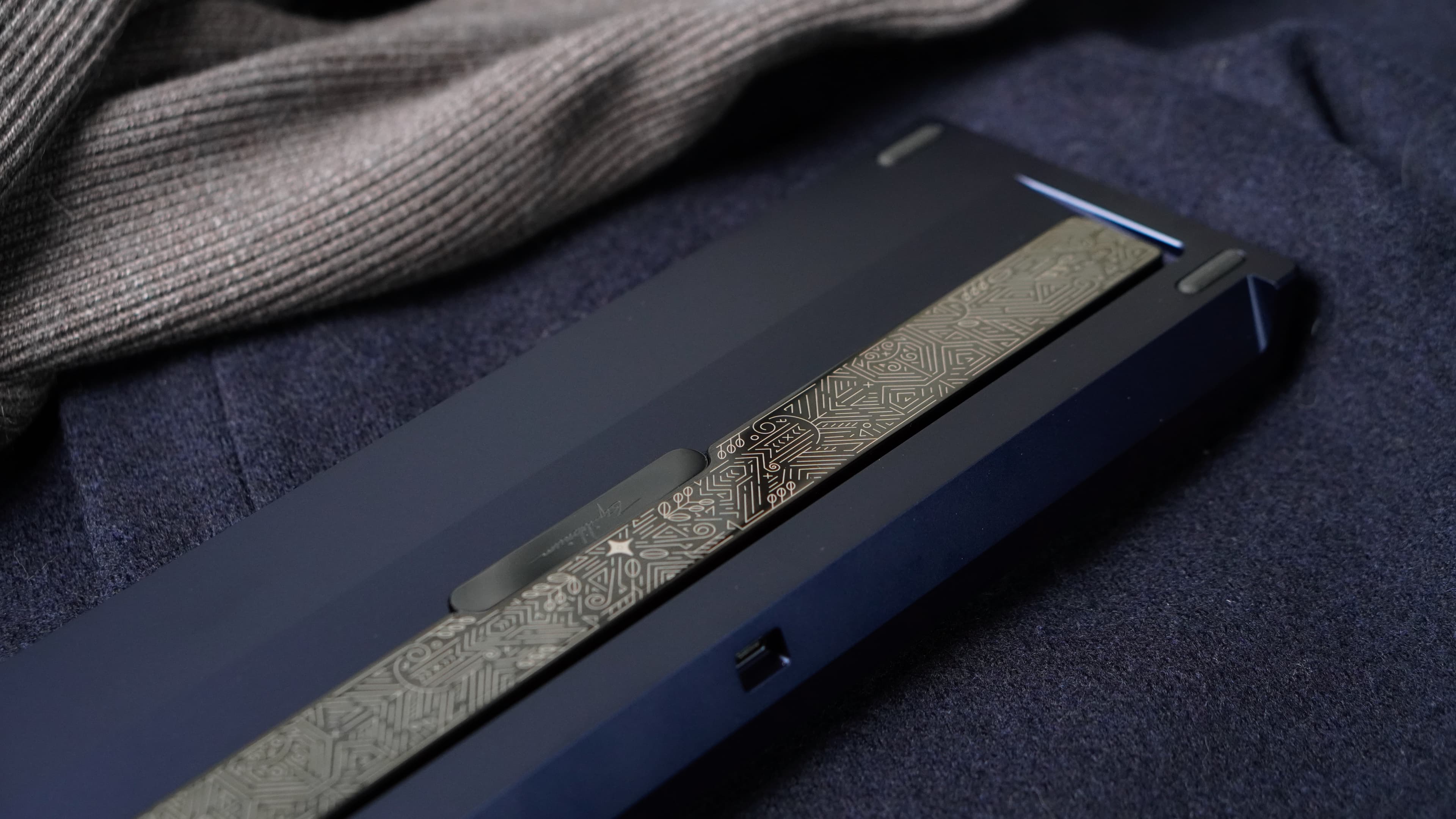 EQUILIBRIUM 6 R2 by SCRIBBLEB for International image 81