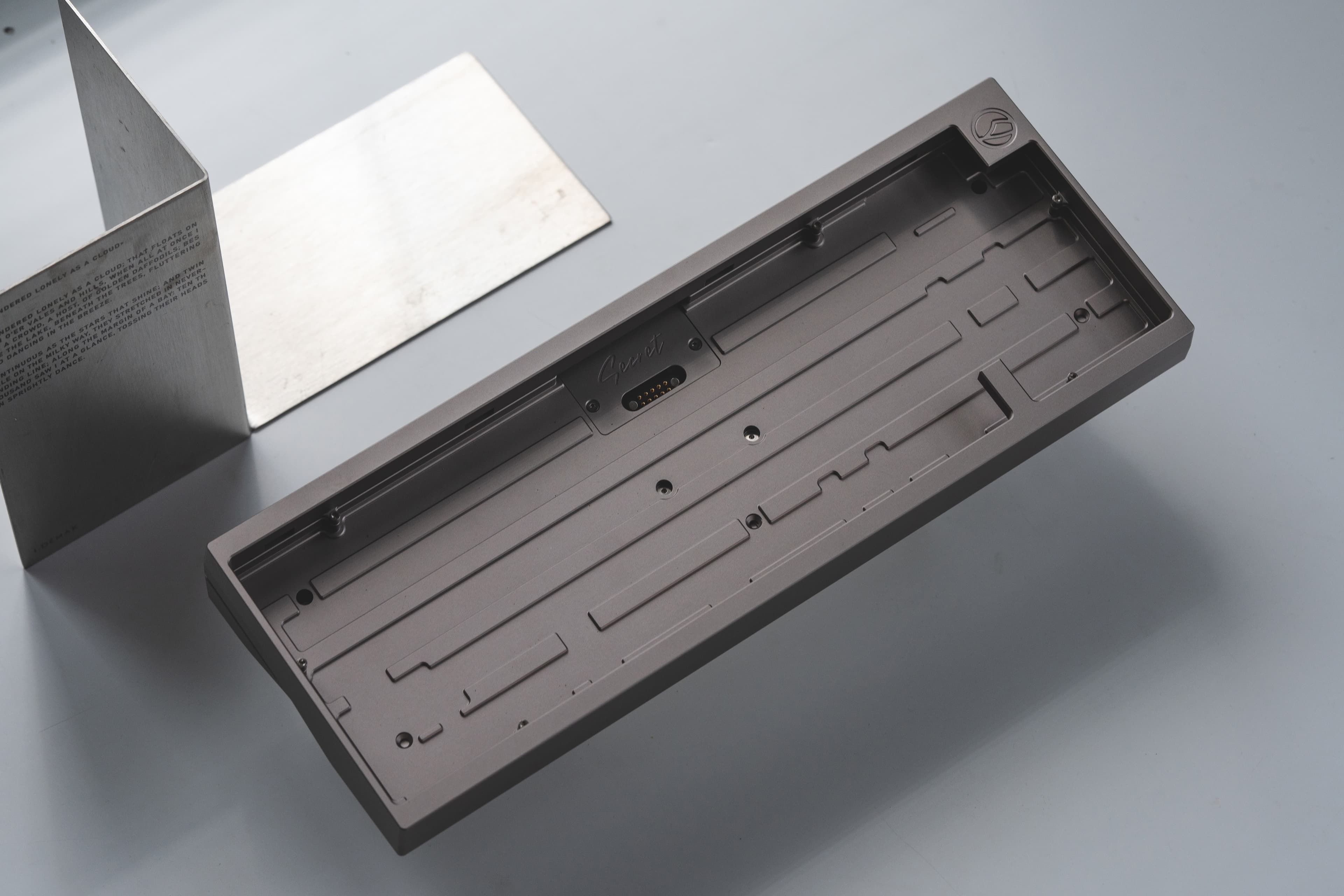 [IC2.0] The Secret - A 65% board with dual-sided weight image 9