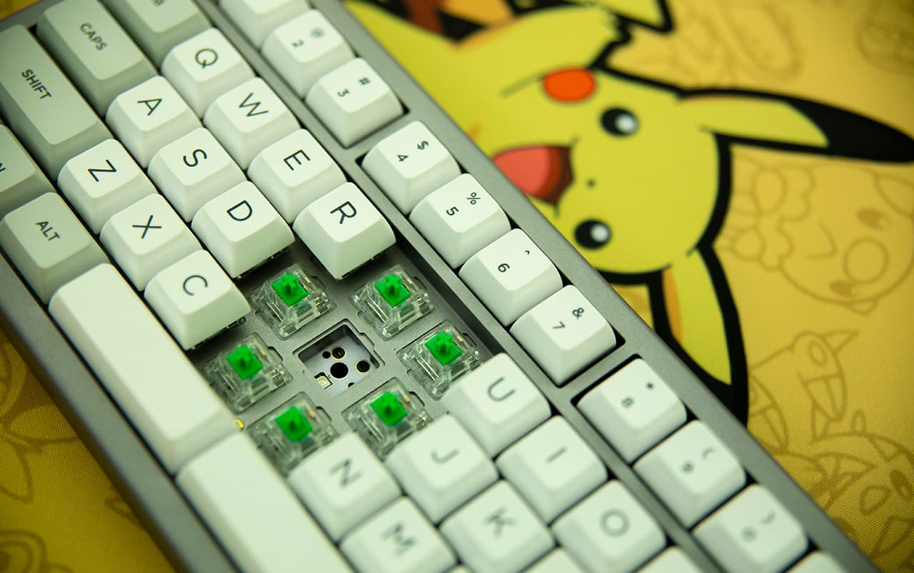 Xikii 1800MINI -- Compact bluetooth, fully rgb, hotswap keyboard! image 3