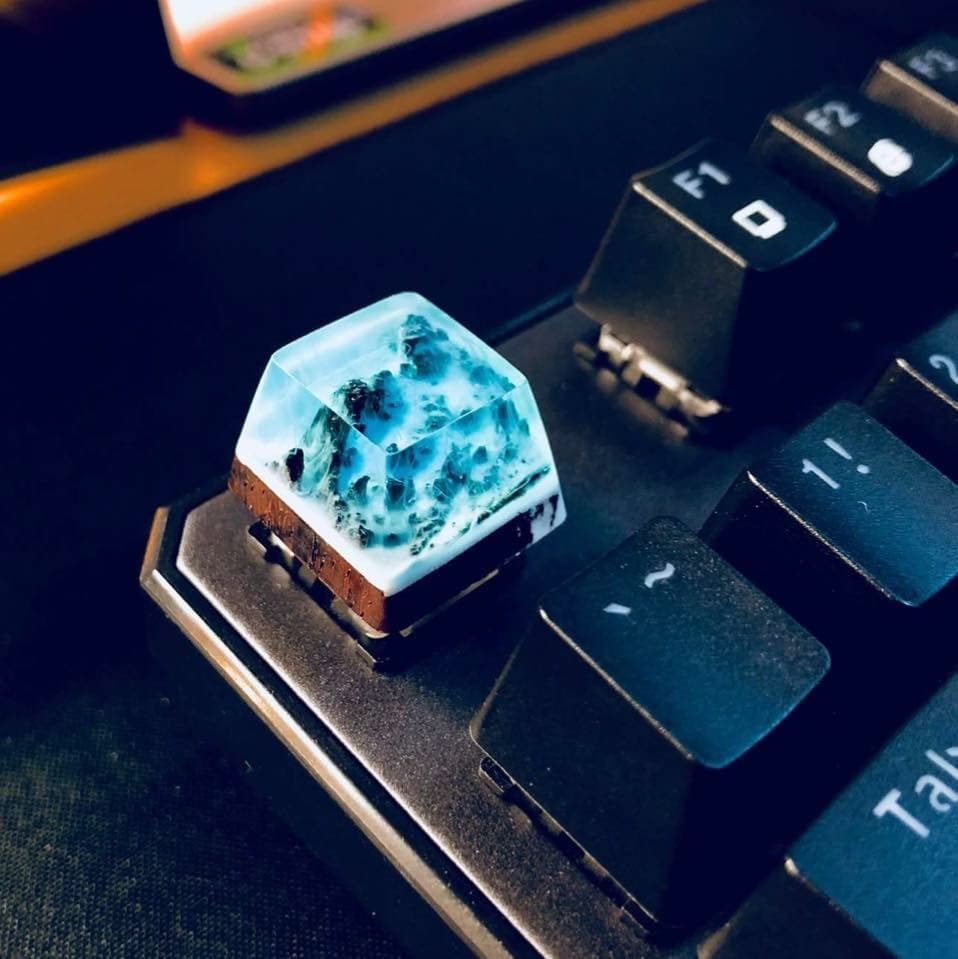 Keycap Artisan - Snow Valley and Mysterios forest image 4