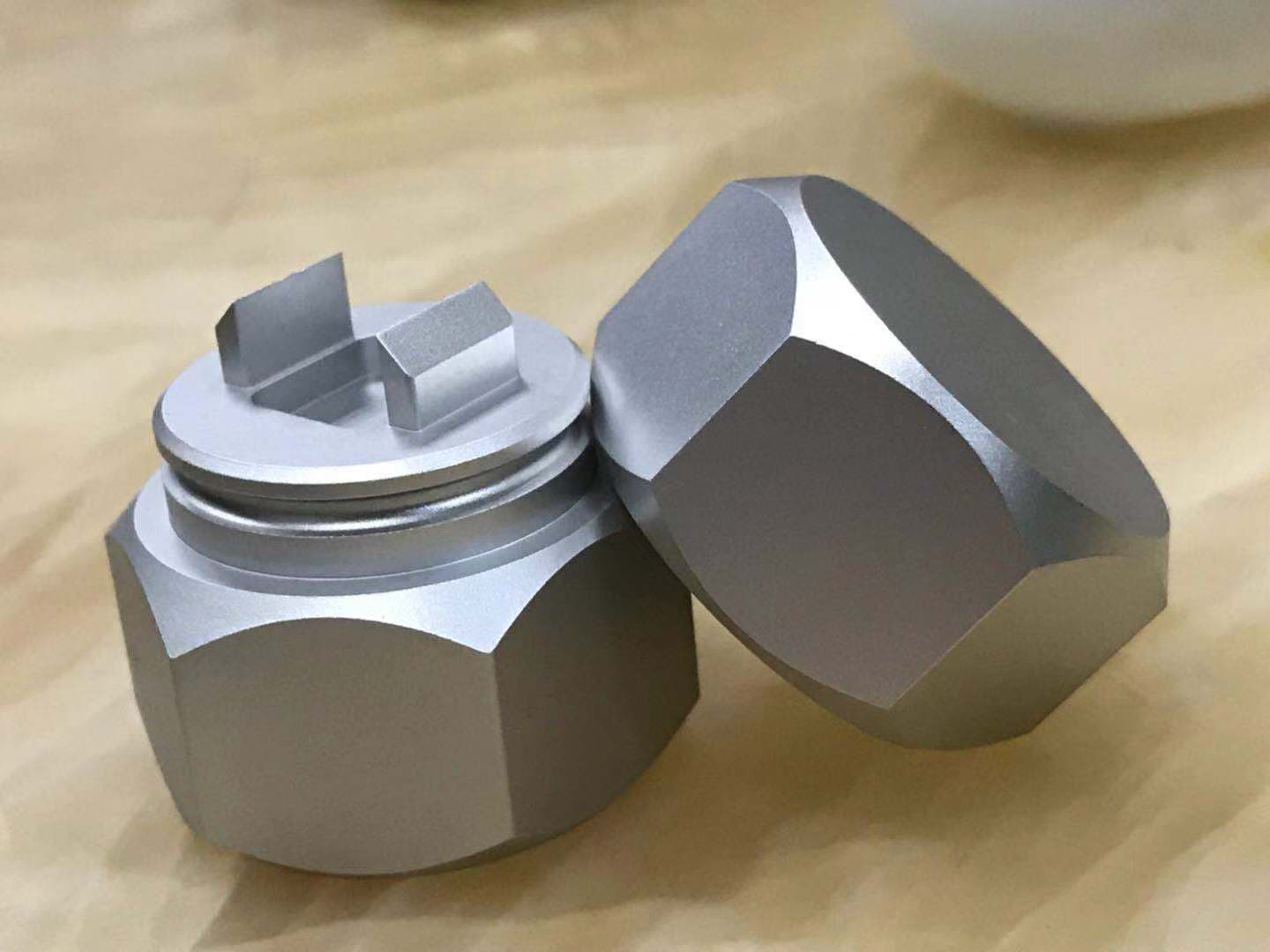 An aluminium switch opener: The Nutcracker image 2