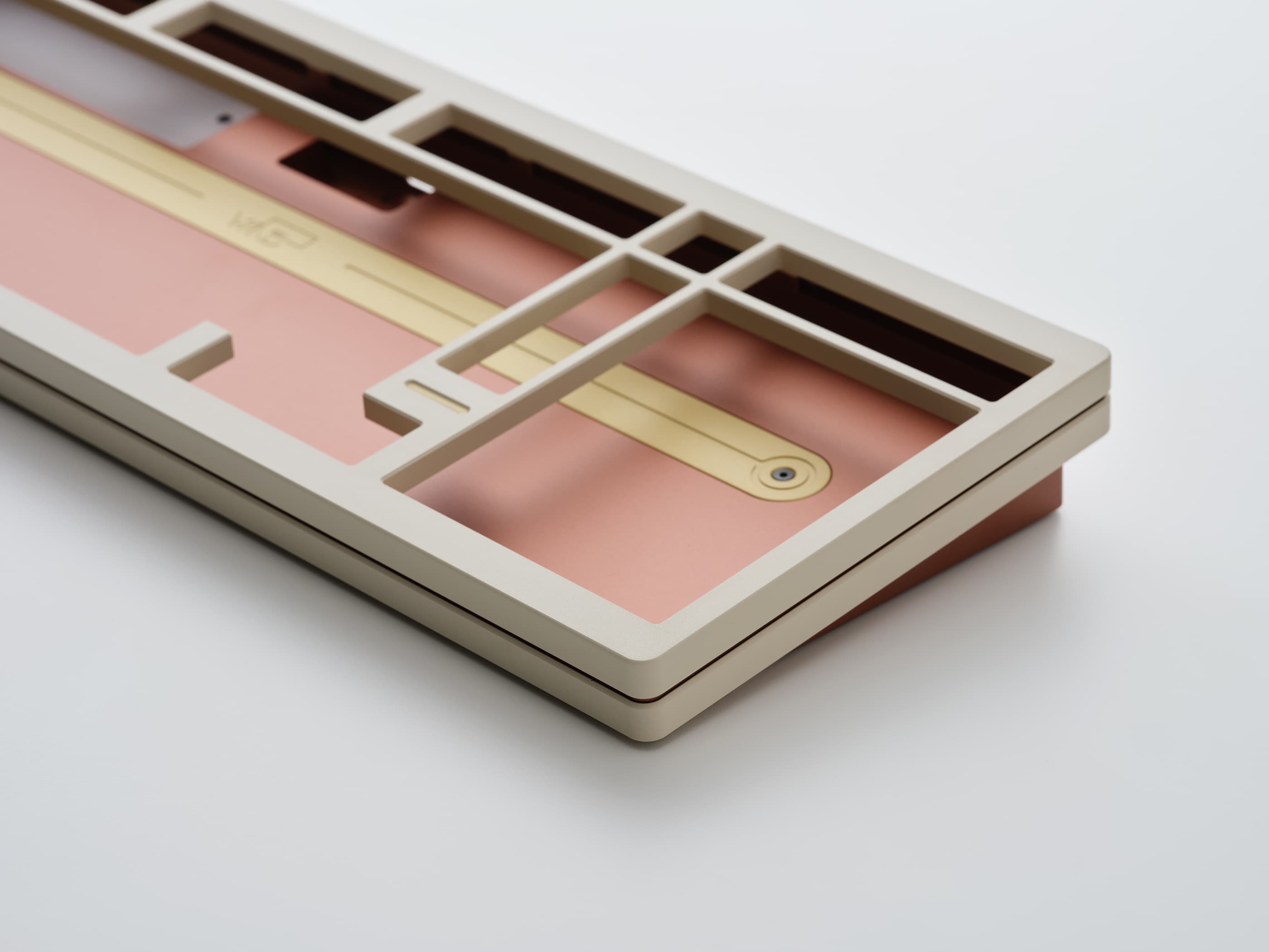 WIND X98 R2,Southpaw available,GB 28th Dec to 11th Jan image 18