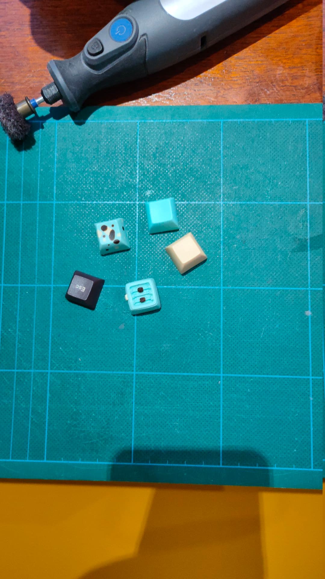 KAT Oasis - GB over - Fraktal Kaps x Oasis raffle today! image 58