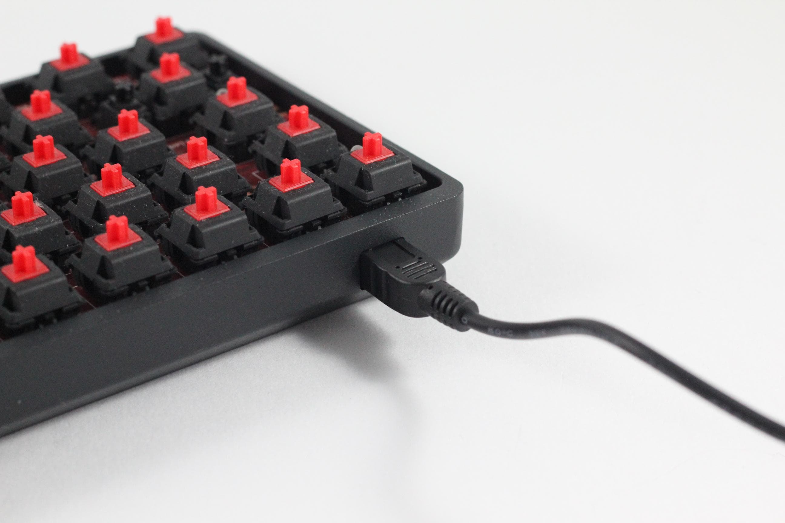 $60 60% case (Aluminium) (SHIPPING - 99% DISPATCHED! :O )