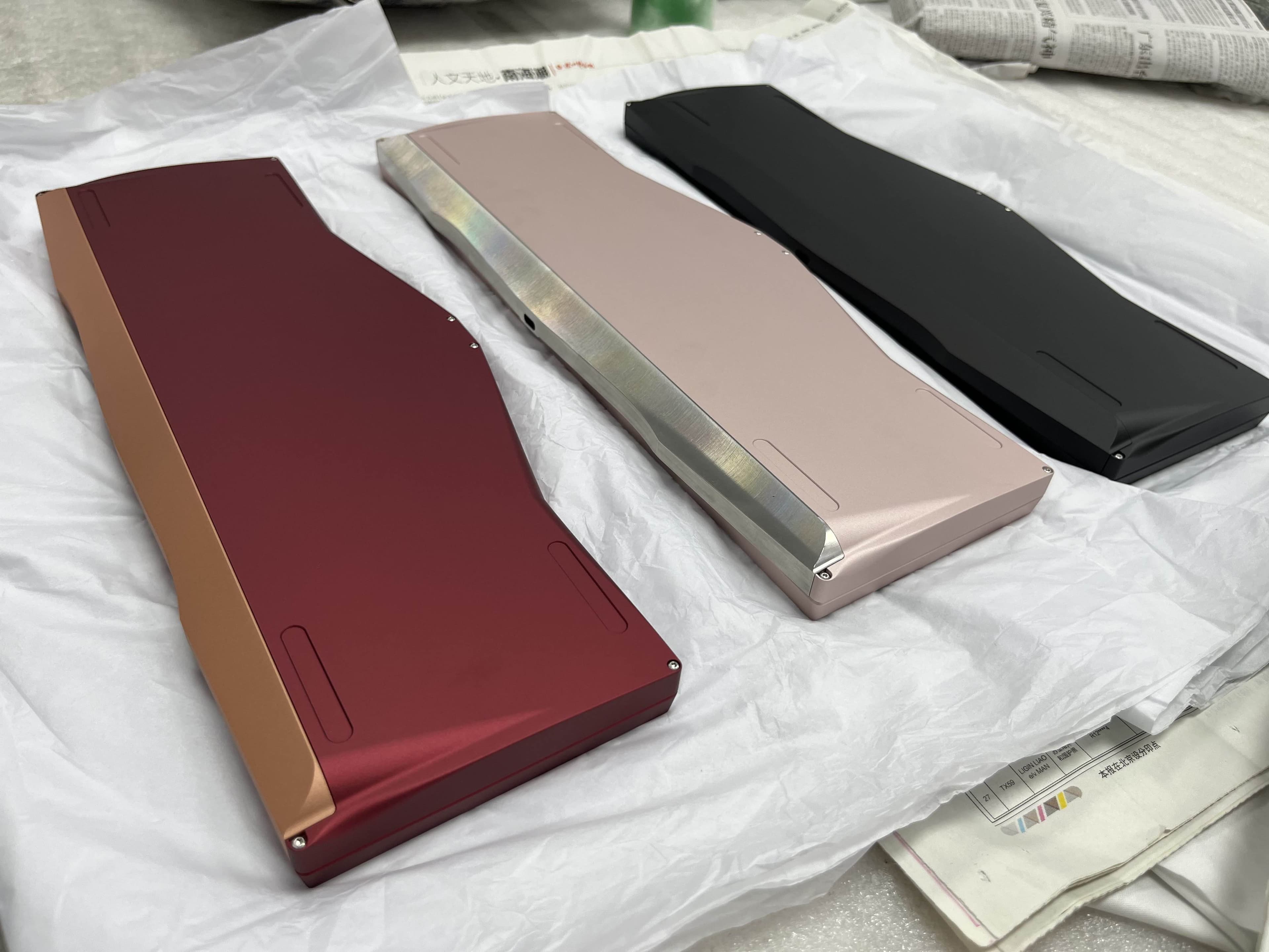 Alyssia - A thin bezel, dual mount Alice-style keyboard image 35